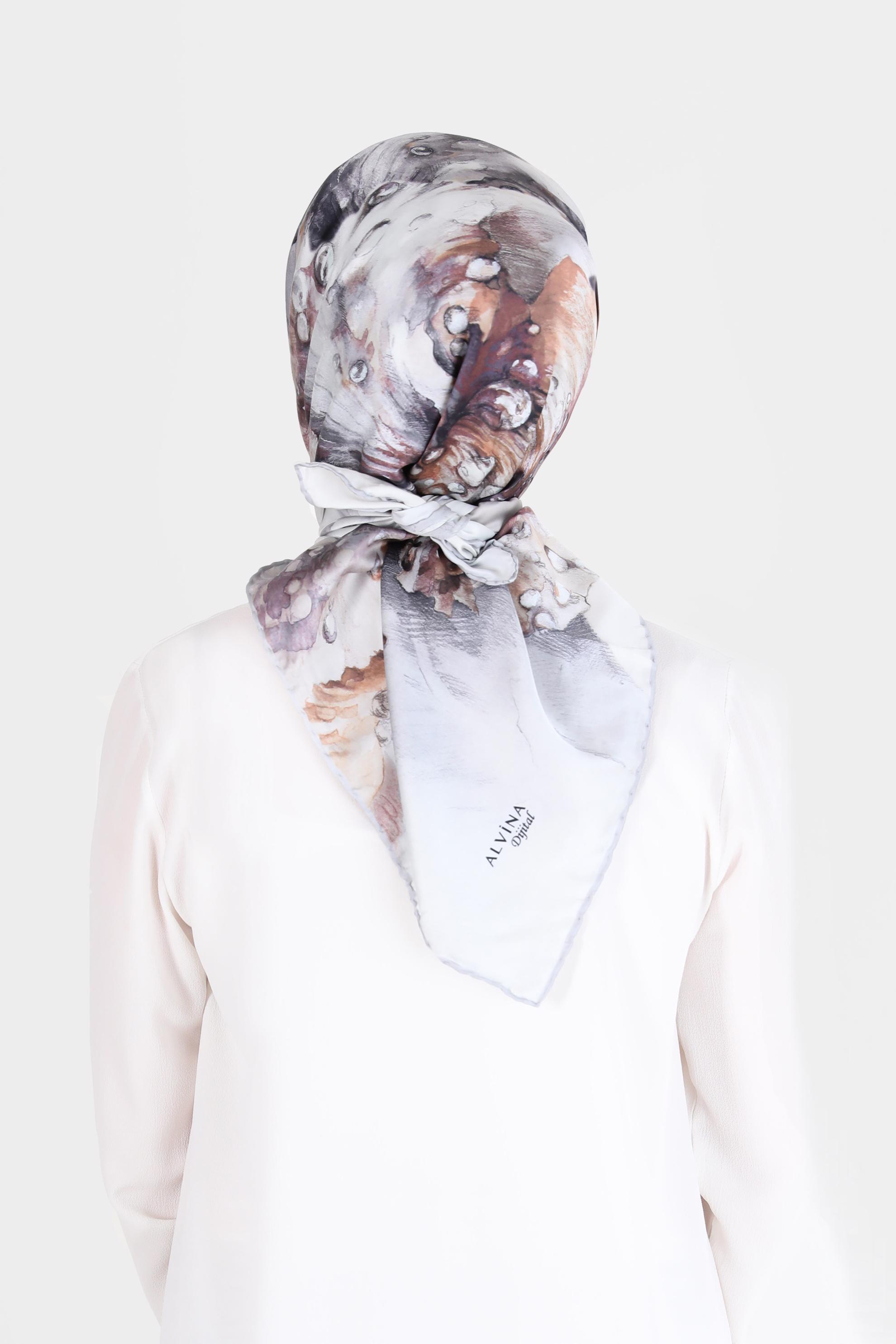 Tesettür giyim GÜMÜŞ ALVİNA DİJİTAL SURA EŞARP 8099 