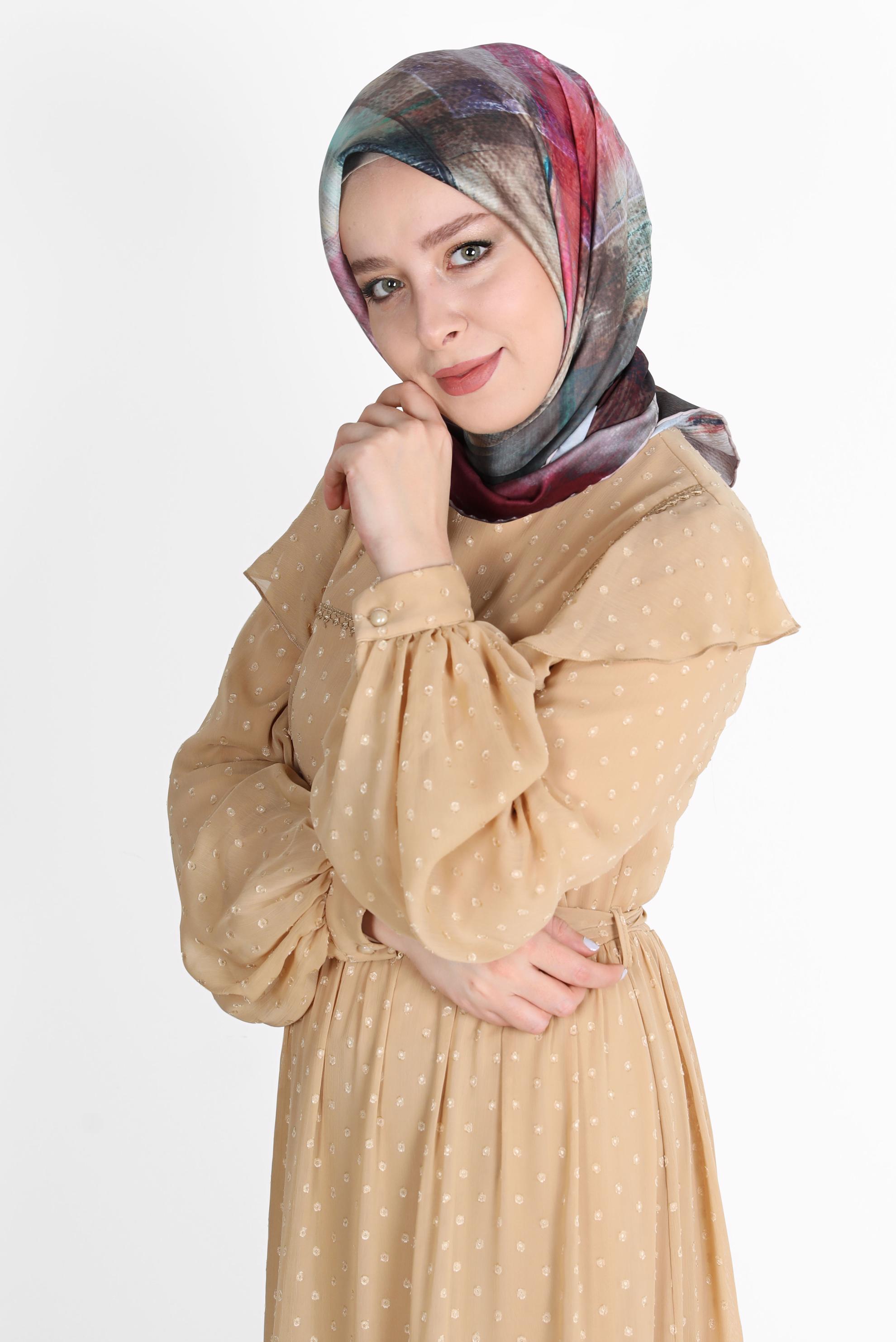 Tesettür giyim BEJ ALVİNA DİJİTAL TWİLL EŞARP 8100 