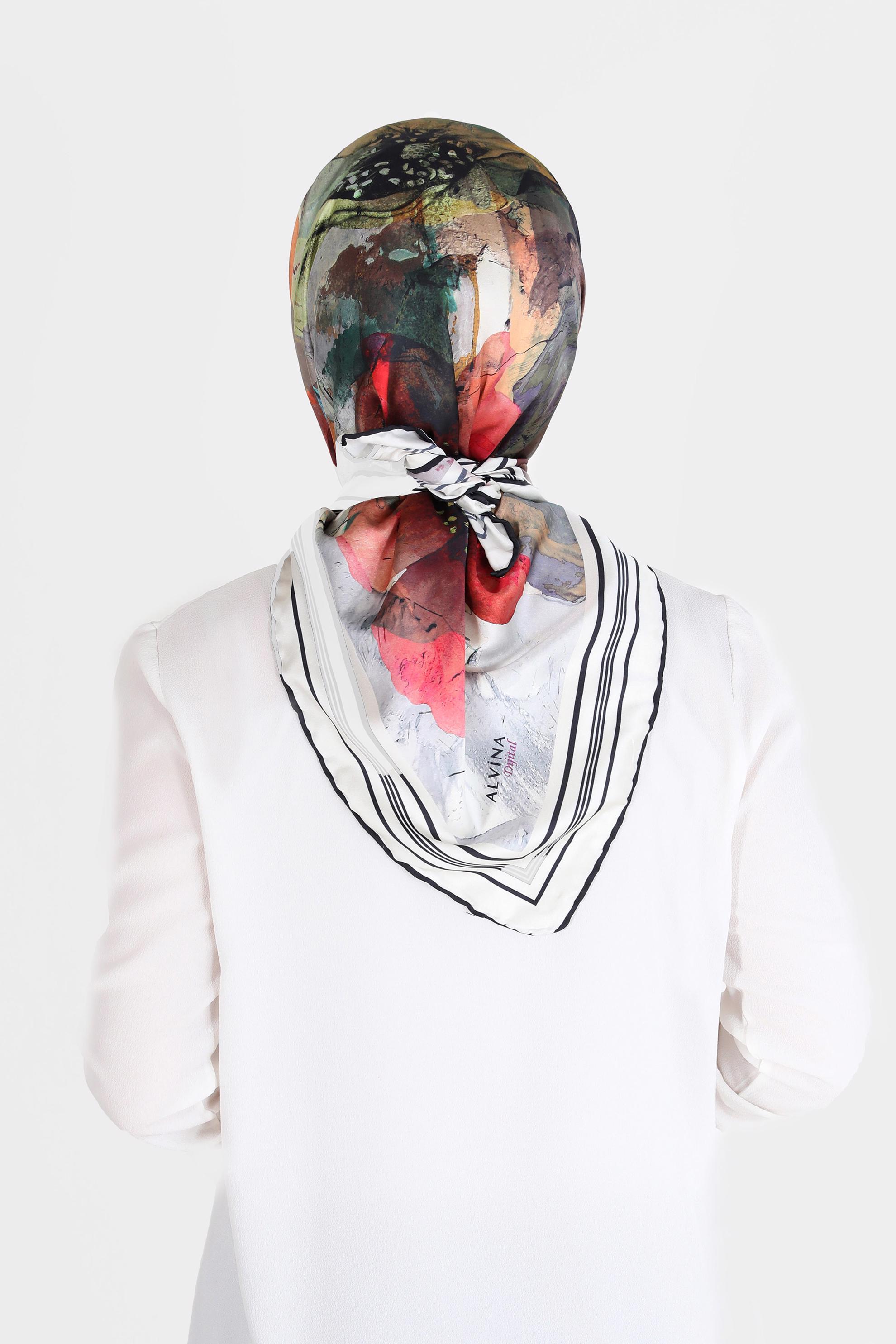 Tesettür giyim SİYAH ALVİNA DİJİTAL SURA EŞARP 8104