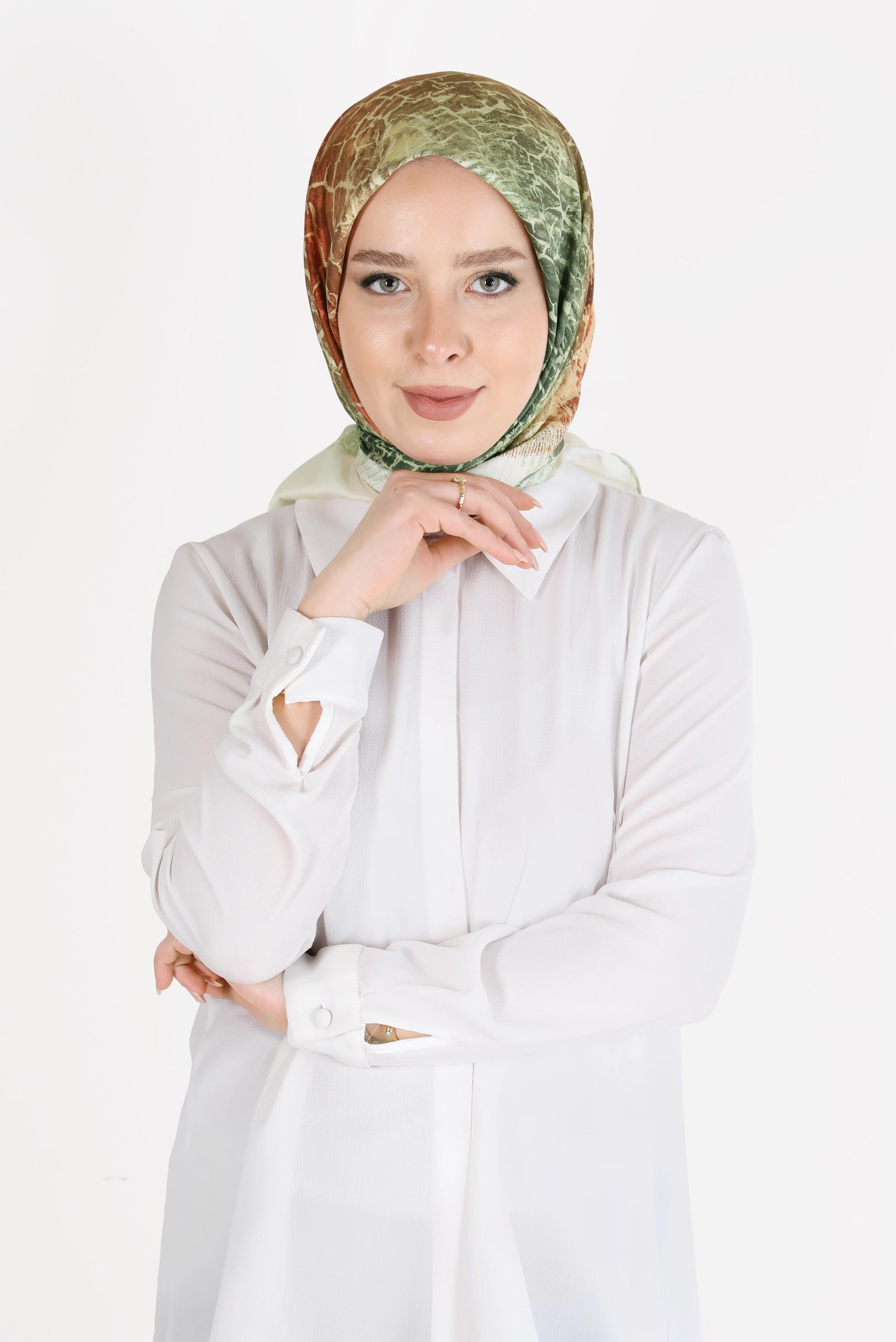 Tesettür giyim YEŞİL ALVİNA DİJİTAL TWİLL EŞARP 8105 