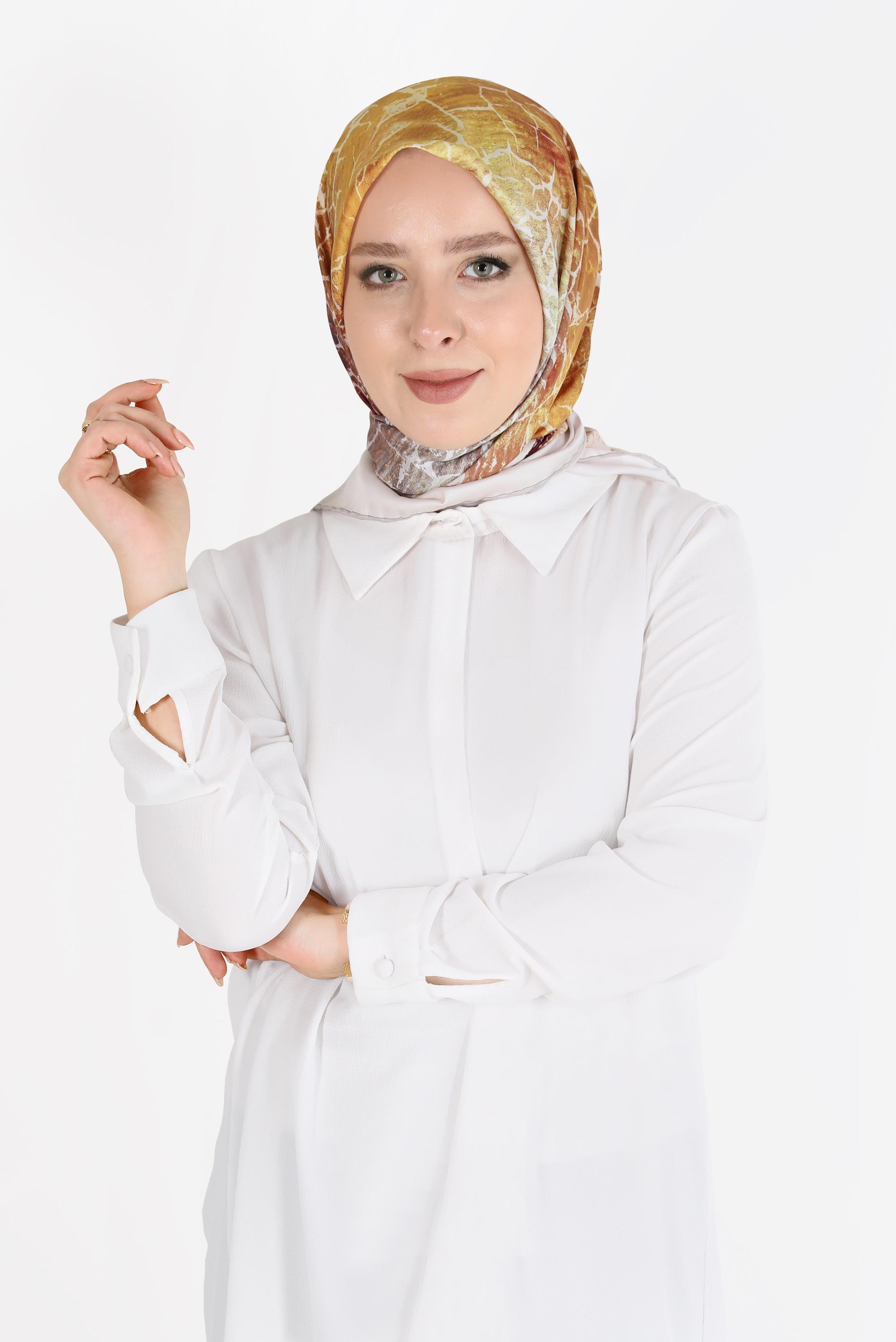 Tesettür giyim ALTIN ALVİNA DİJİTAL TWİLL EŞARP 8105 