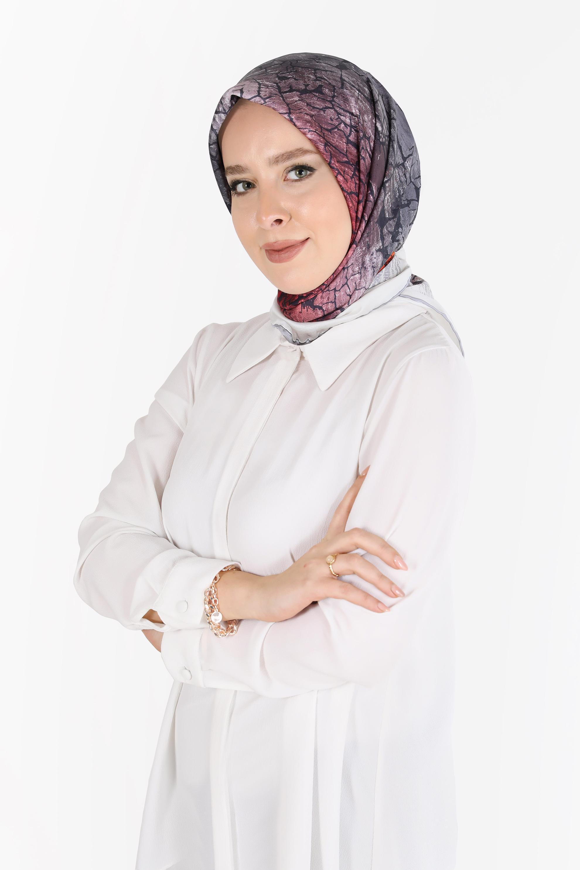 Tesettür giyim GÜMÜŞ ALVİNA DİJİTAL TWİLL EŞARP 8105 