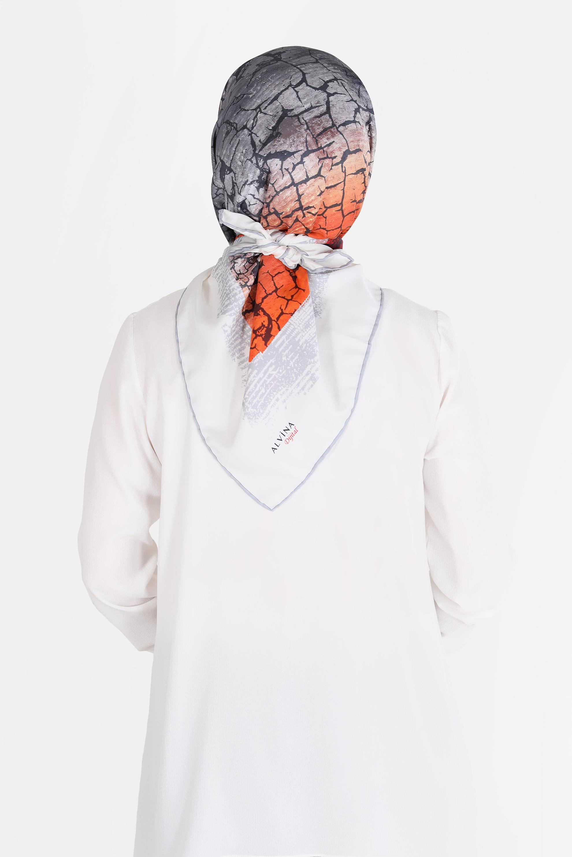 Tesettür giyim GÜMÜŞ ALVİNA DİJİTAL TWİLL EŞARP 8105 