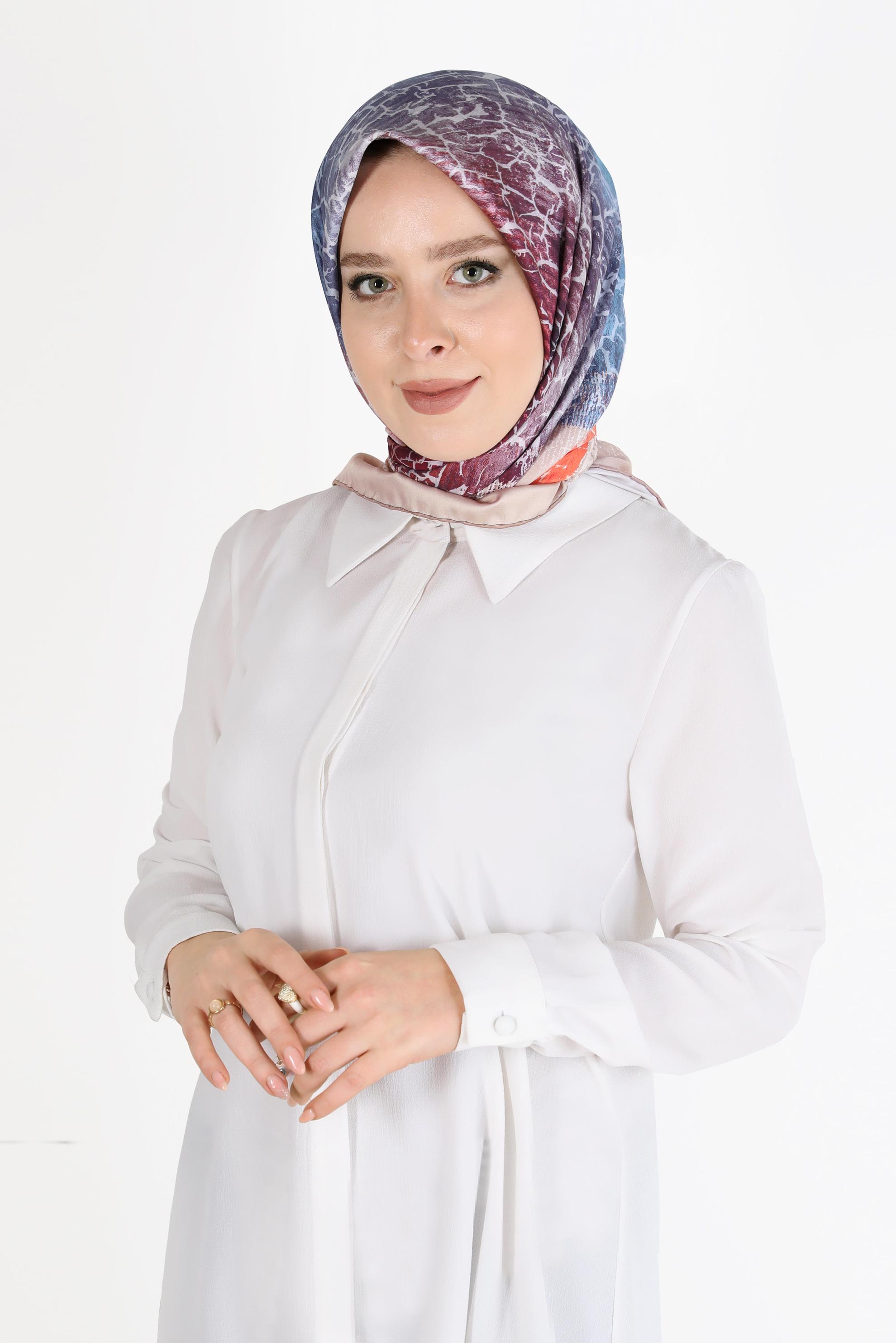 Tesettür giyim PEMBE ALVİNA DİJİTAL TWİLL EŞARP 8105 