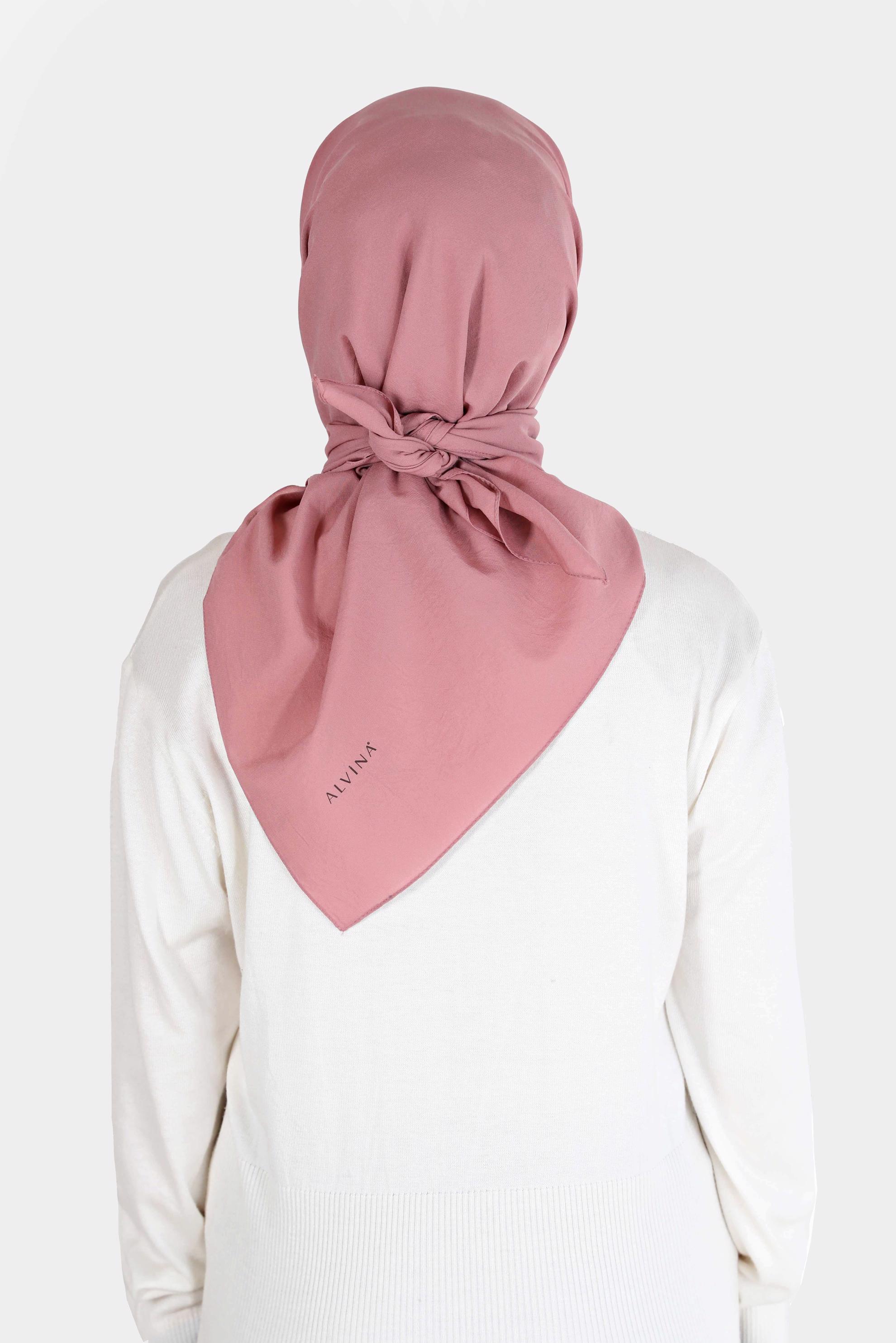 Tesettür giyim PEMBE ALVİNA MEDİNE İPEĞİ EŞARP 8106 