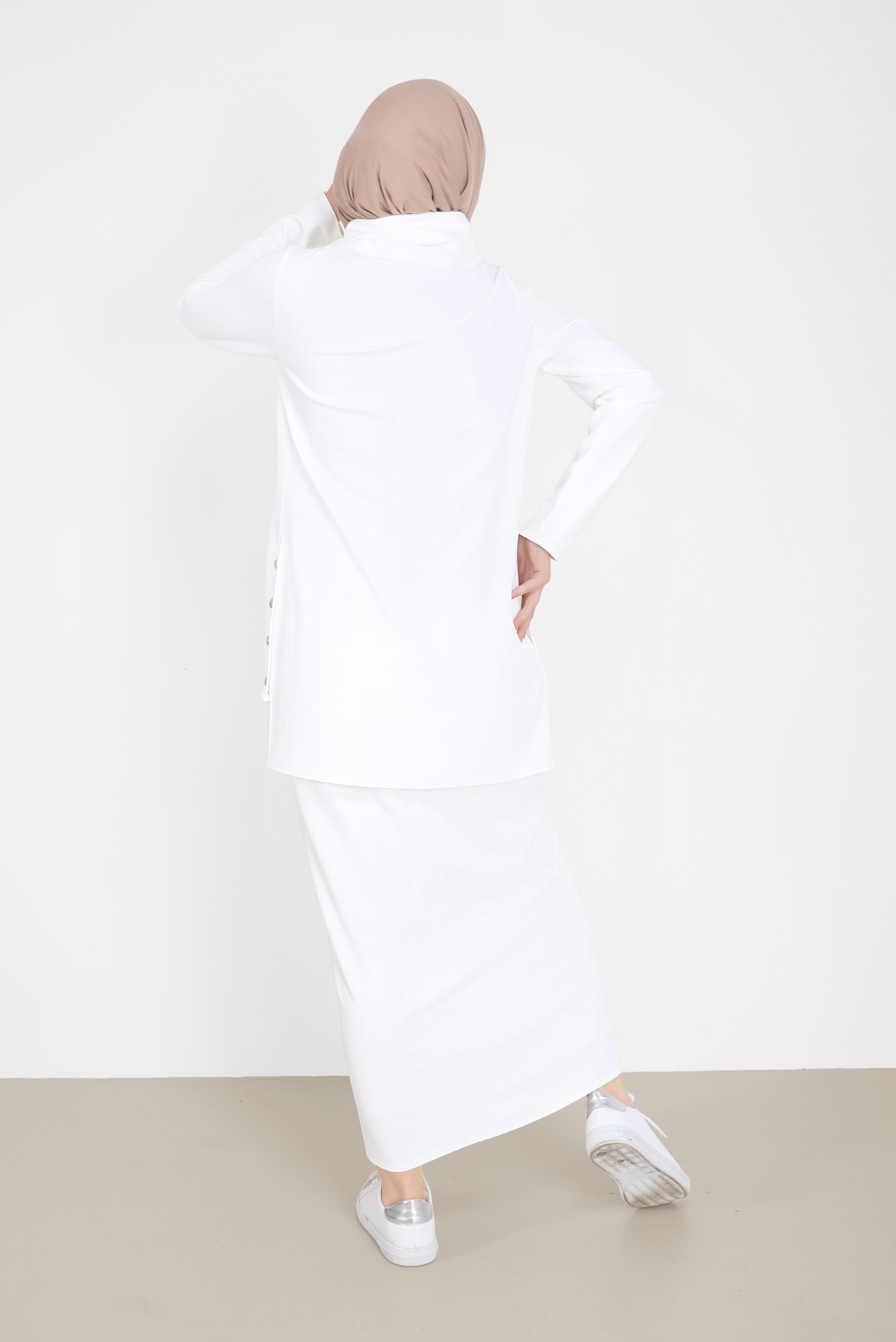 Vêtements hijab BLANC COSTUME JUPE 2 PIÈCES DÉTAIL BOUTONS 42163