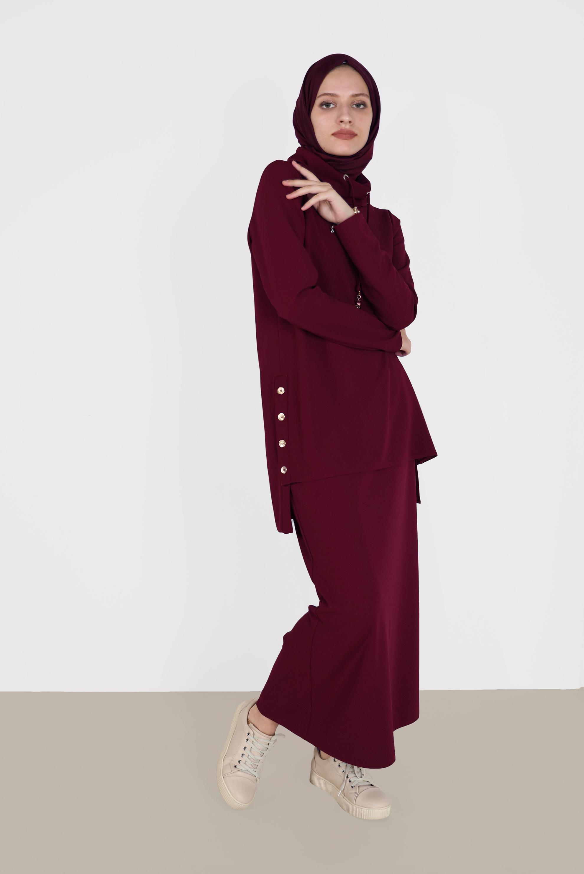 Tesettür giyim BORDO YANLARI DÜĞME DETAYLI İKİLİ ETEKLİ TAKIM 42163 