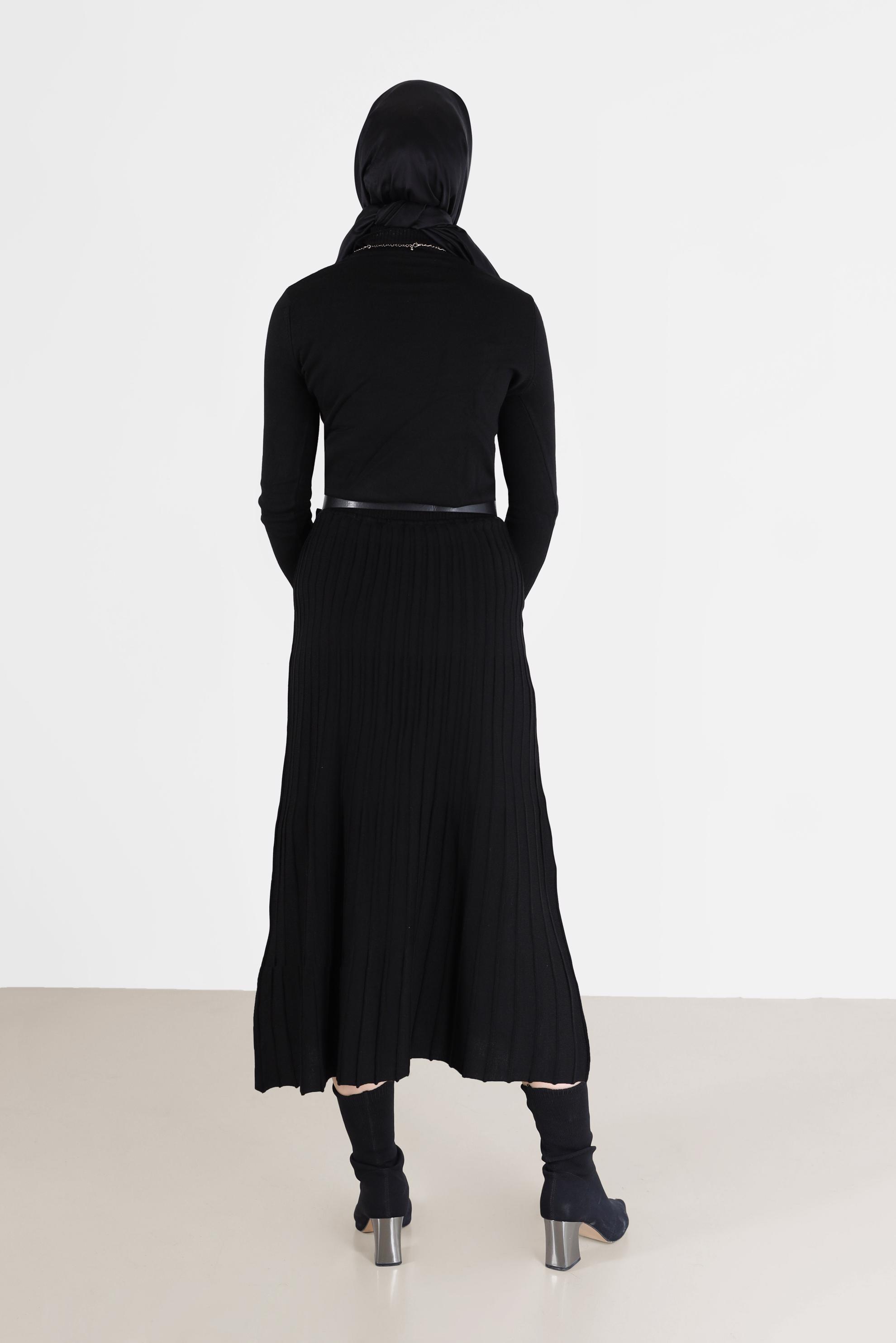 Tesettür giyim SİYAH PLİSELİ DÜĞME DETAYLI TRİKO ETEK 60207 