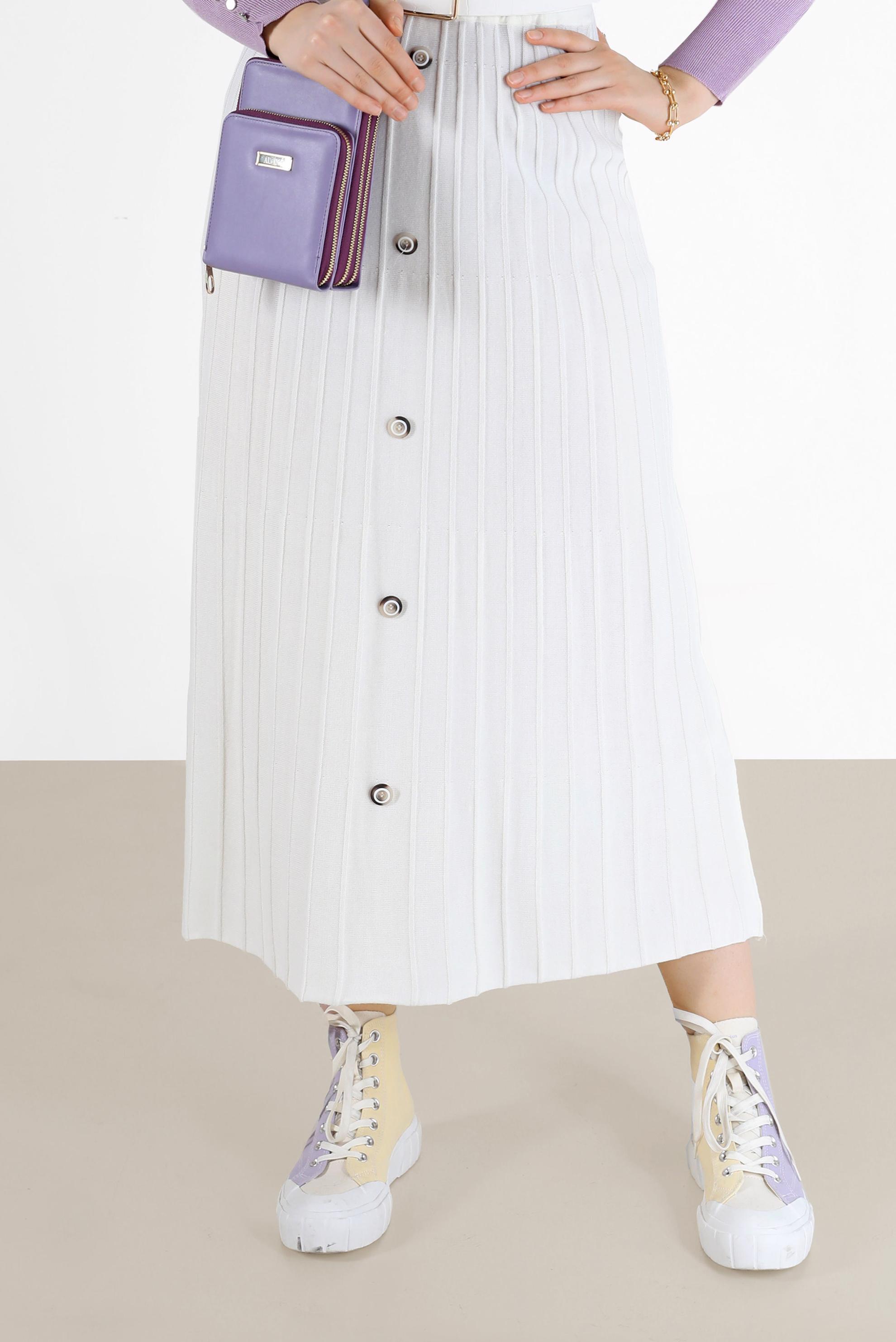 Tesettür giyim BEYAZ PLİSELİ DÜĞME DETAYLI TRİKO ETEK 60207 