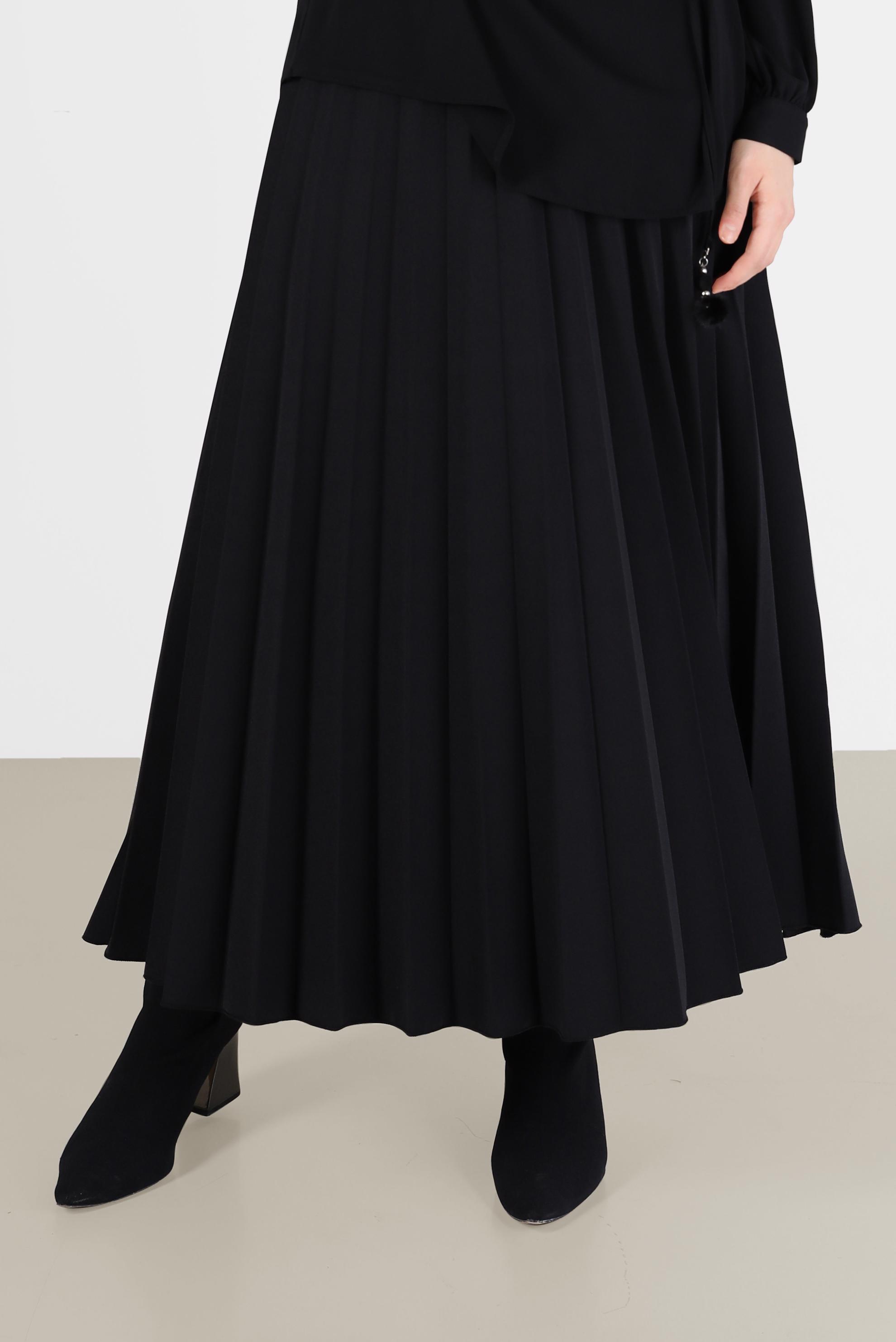 Tesettür giyim SİYAH PLİSELİ KREP ETEK 60213 