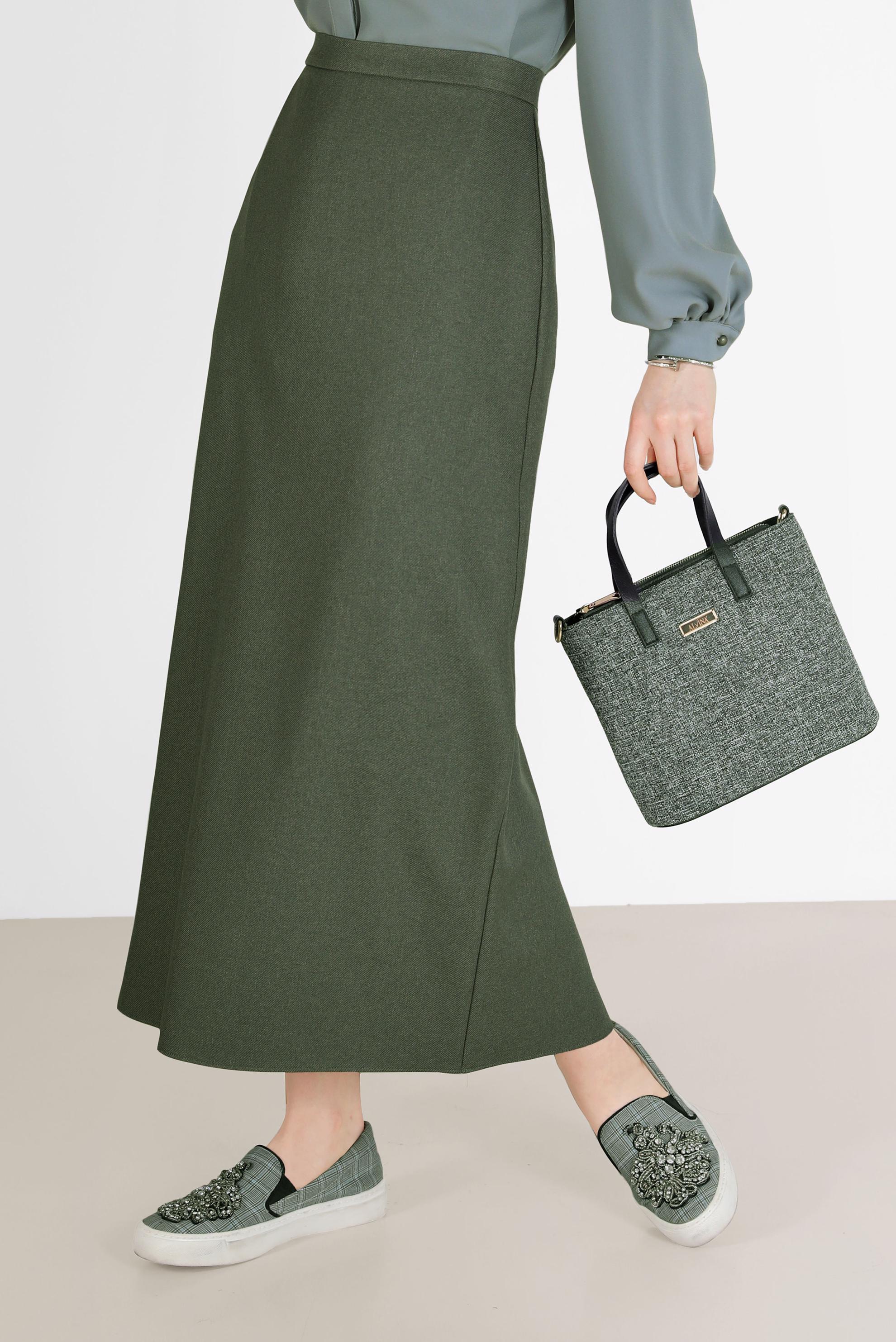 Tesettür giyim HAKİ YIRTMAÇ DETAYLI FERMUARLI ETEK 60215 