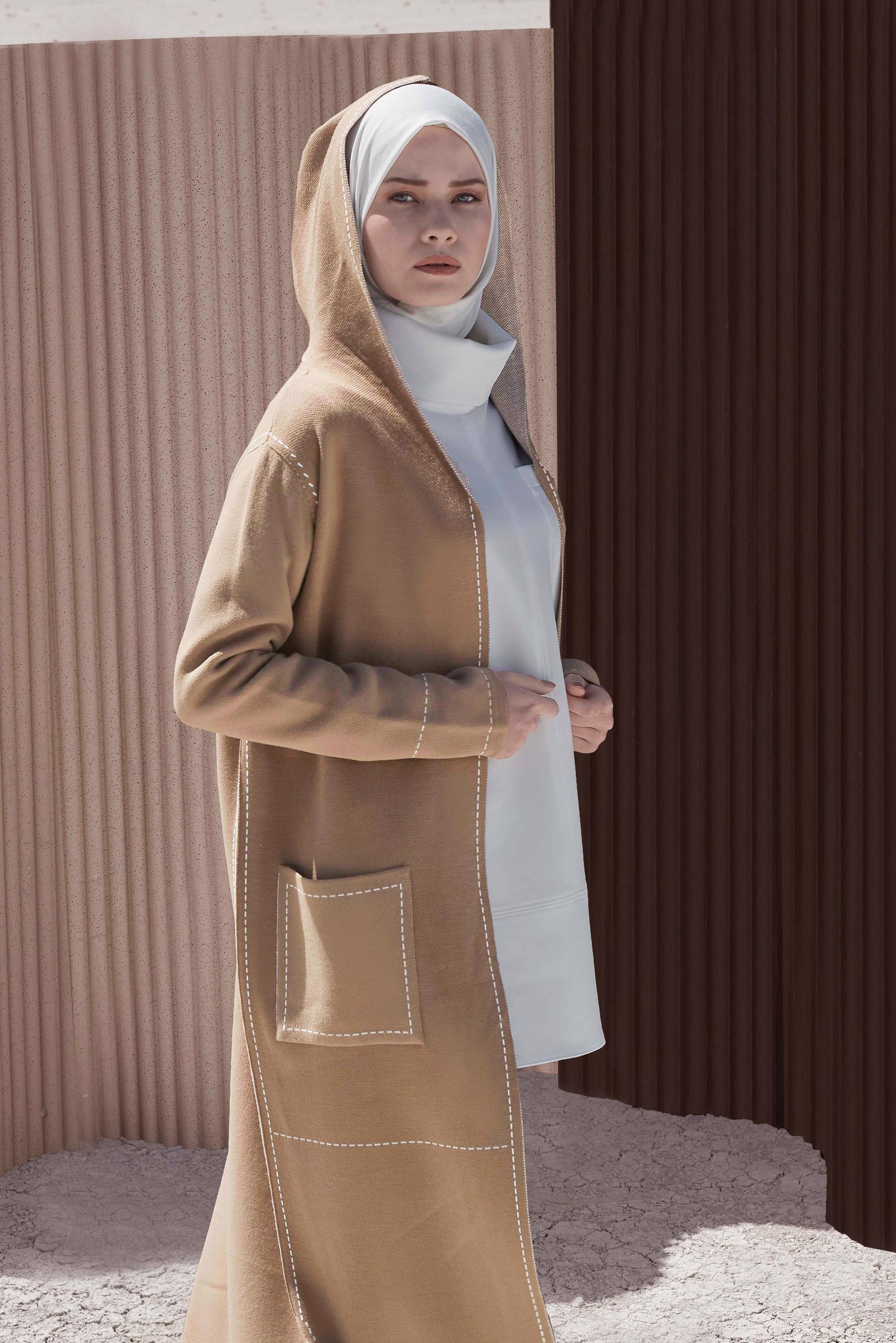 Tesettür giyim KAHVE DİKİŞ DETAYLI KAPÜŞONLU TRİKO HIRKA 42062 