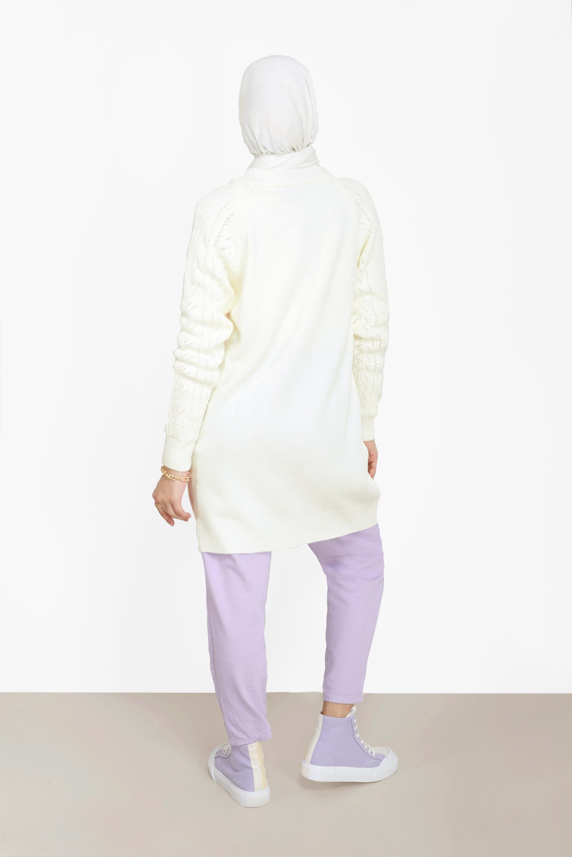 Tesettür giyim BEYAZ DÜĞMELİ TRİKO HIRKA 42064 