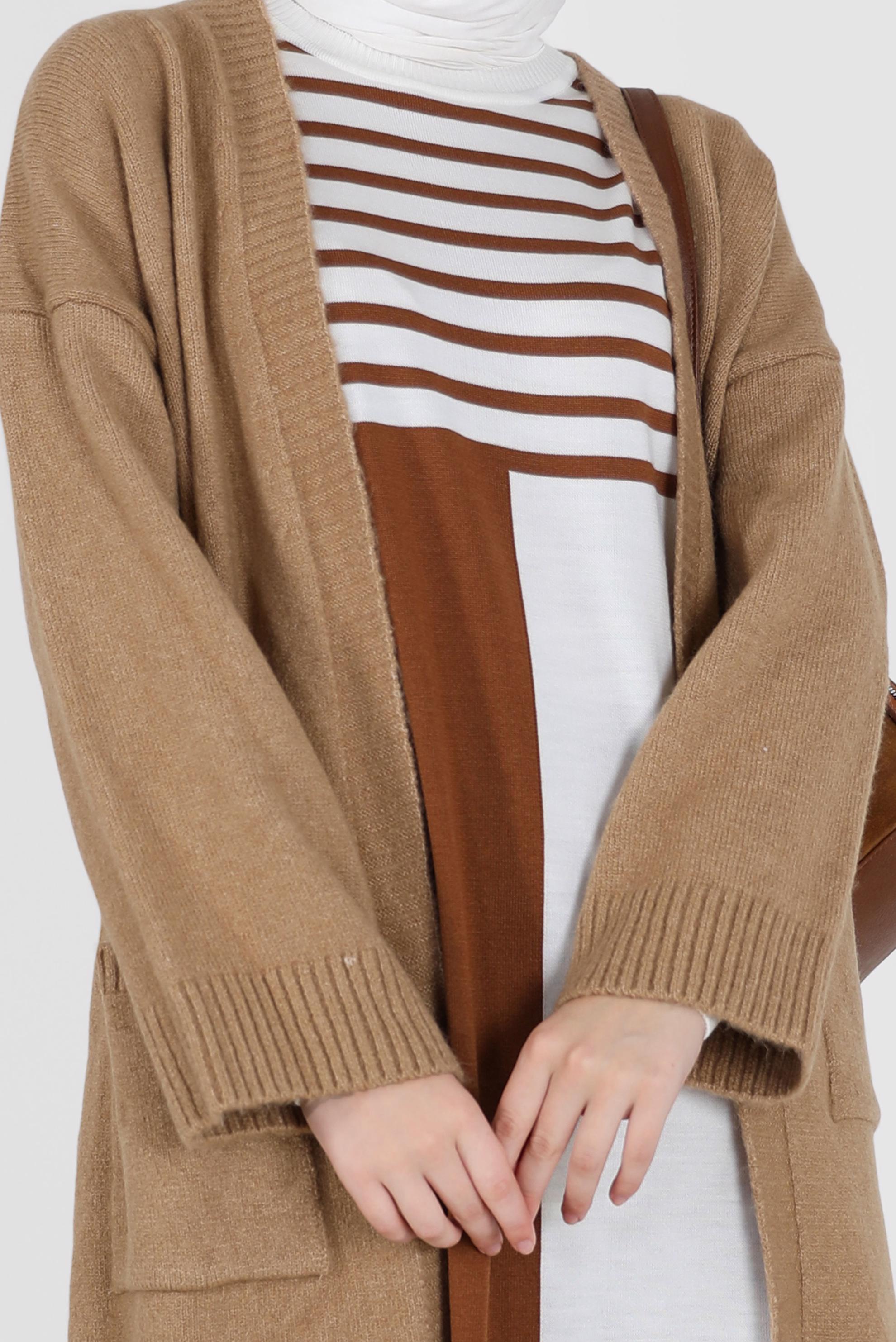 Tesettür giyim KAHVE CEP DETAYLI BASIC TRİKO HIRKA 42065 