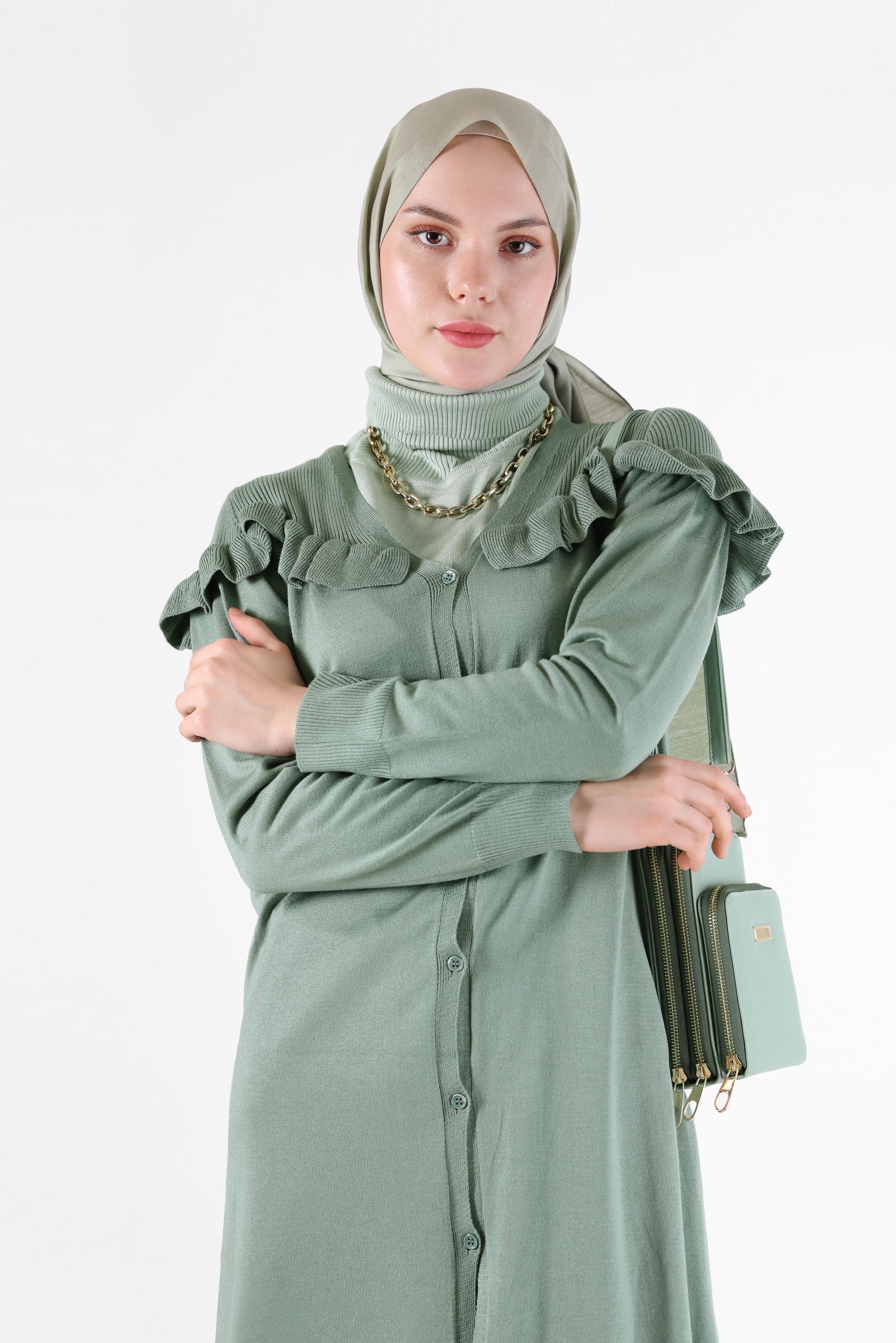 Tesettür giyim YEŞİL FIRFIR DETAYLI V YAKA DÜĞMELİ TRİKO HIRKA 42080 