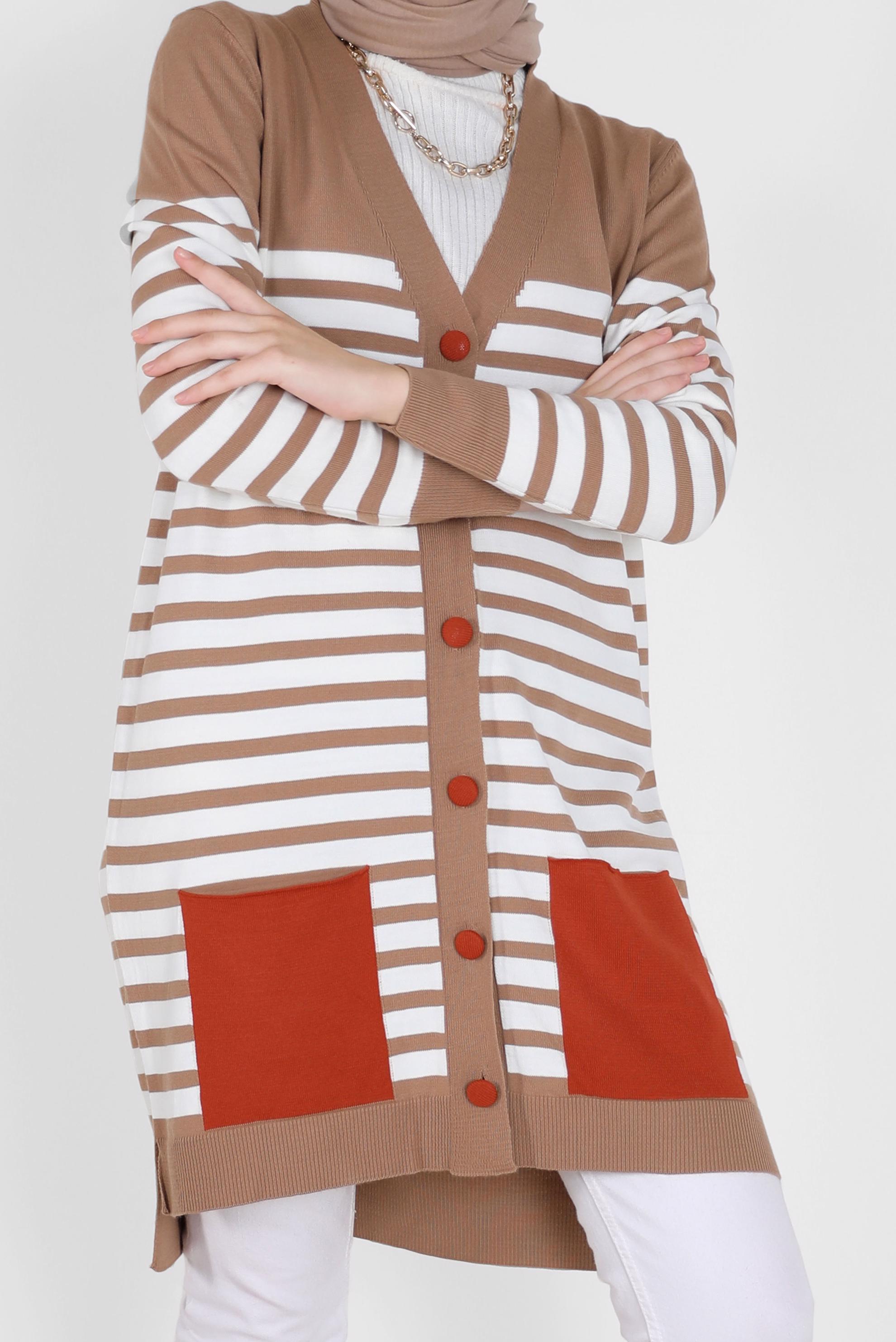 Tesettür giyim KAHVE CEP DETAYLI ÇİZGİLİ TRİKO HIRKA 42110 