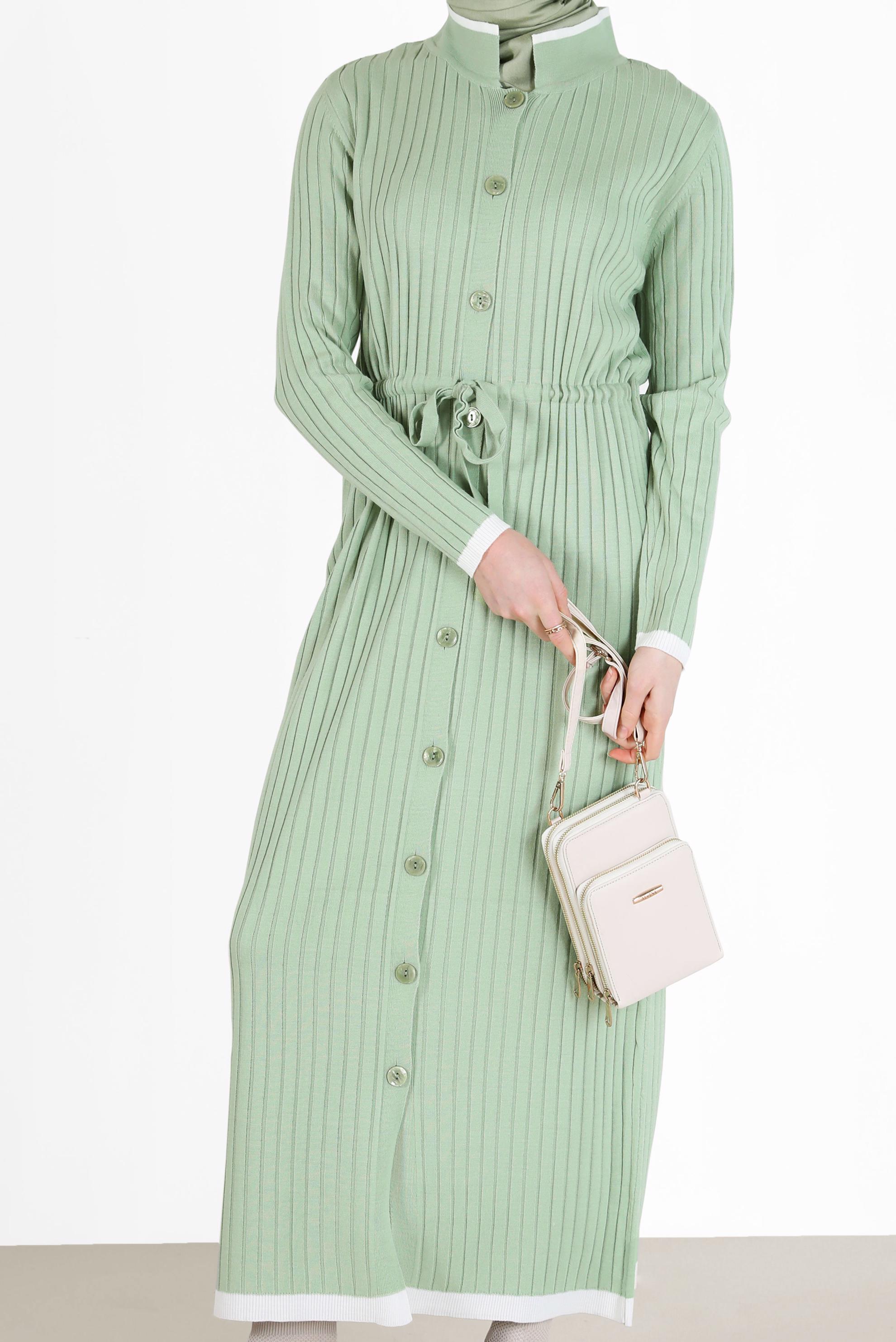 Tesettür giyim YEŞİL KENDİNDEN DESENLİ BELDEN BÜZGÜLÜ  TRİKO ELBİSE 42118 