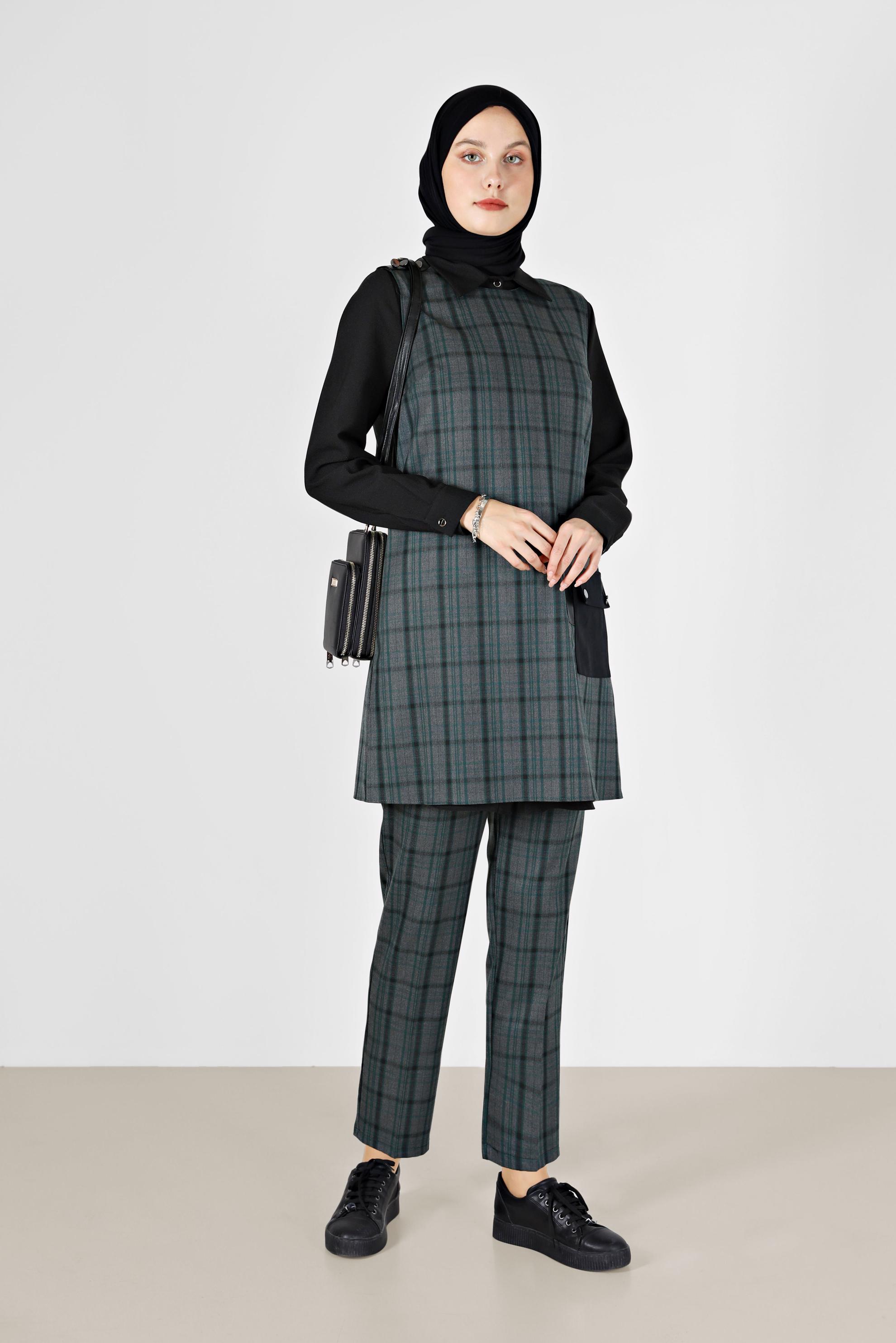 Tesettür giyim SİYAH CEP DETAYLI EKOSE JİLE 42186 