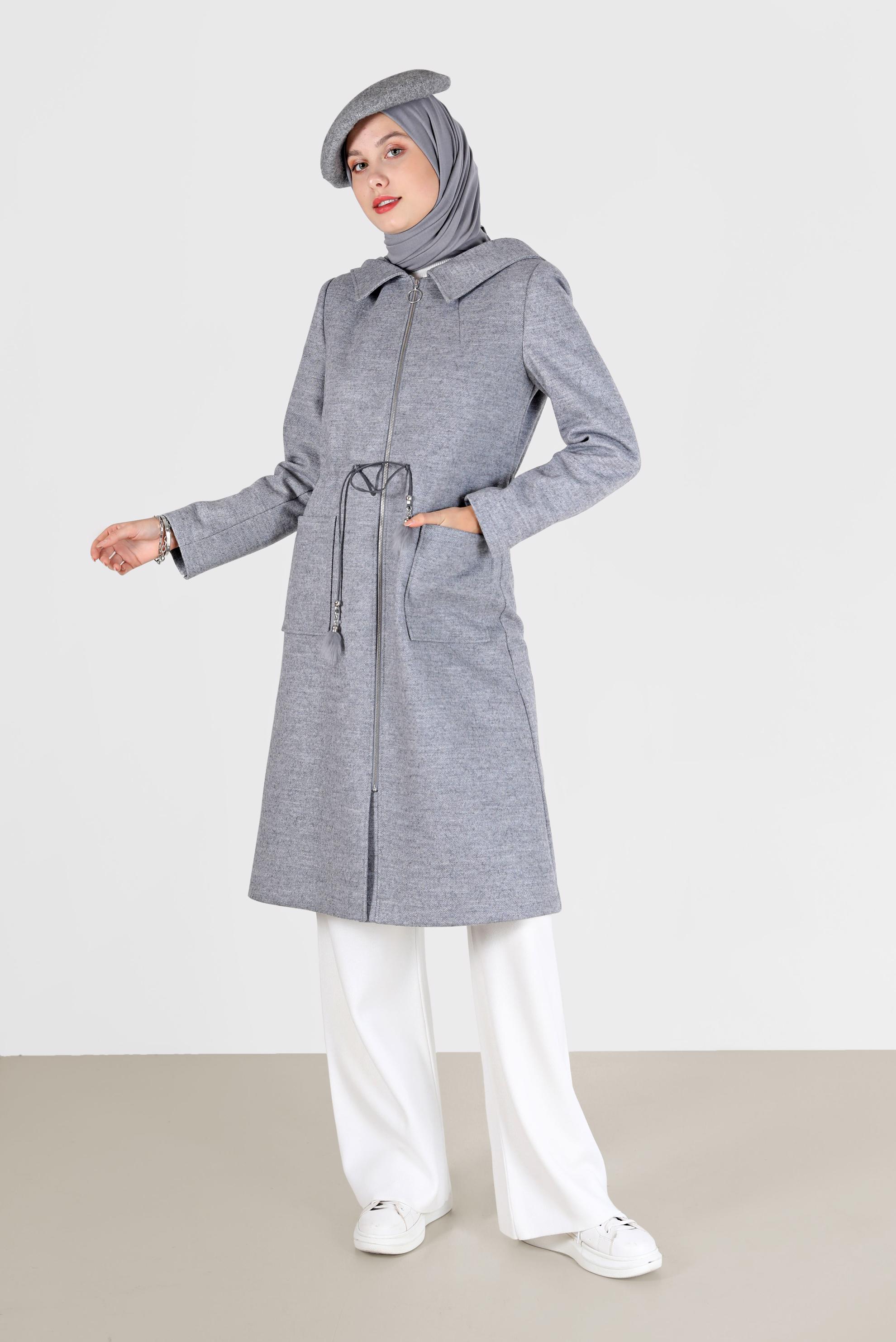 Tesettür giyim GRİ BELDEN BAĞLAMALI KAPÜŞONLU KABAN 90202 