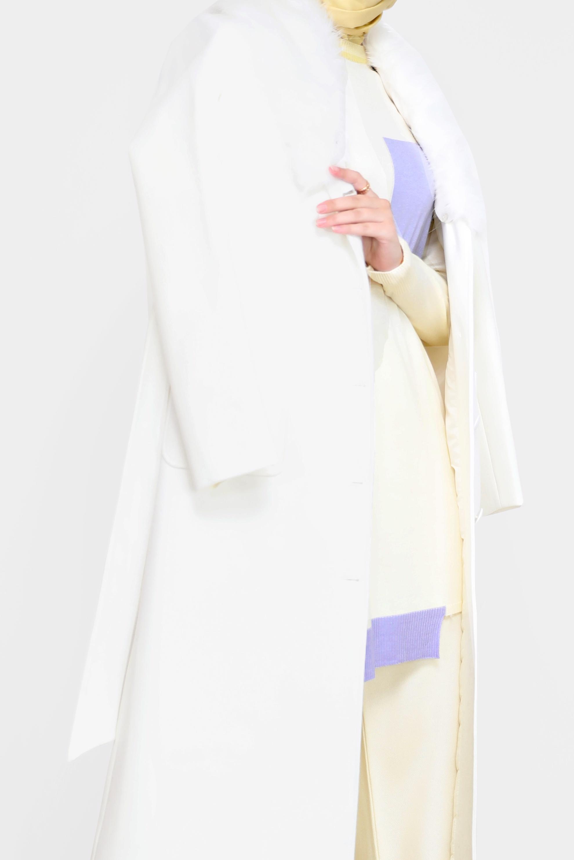 Hijab clothing WHITE FUR DETAIL BELTED COAT 90205 