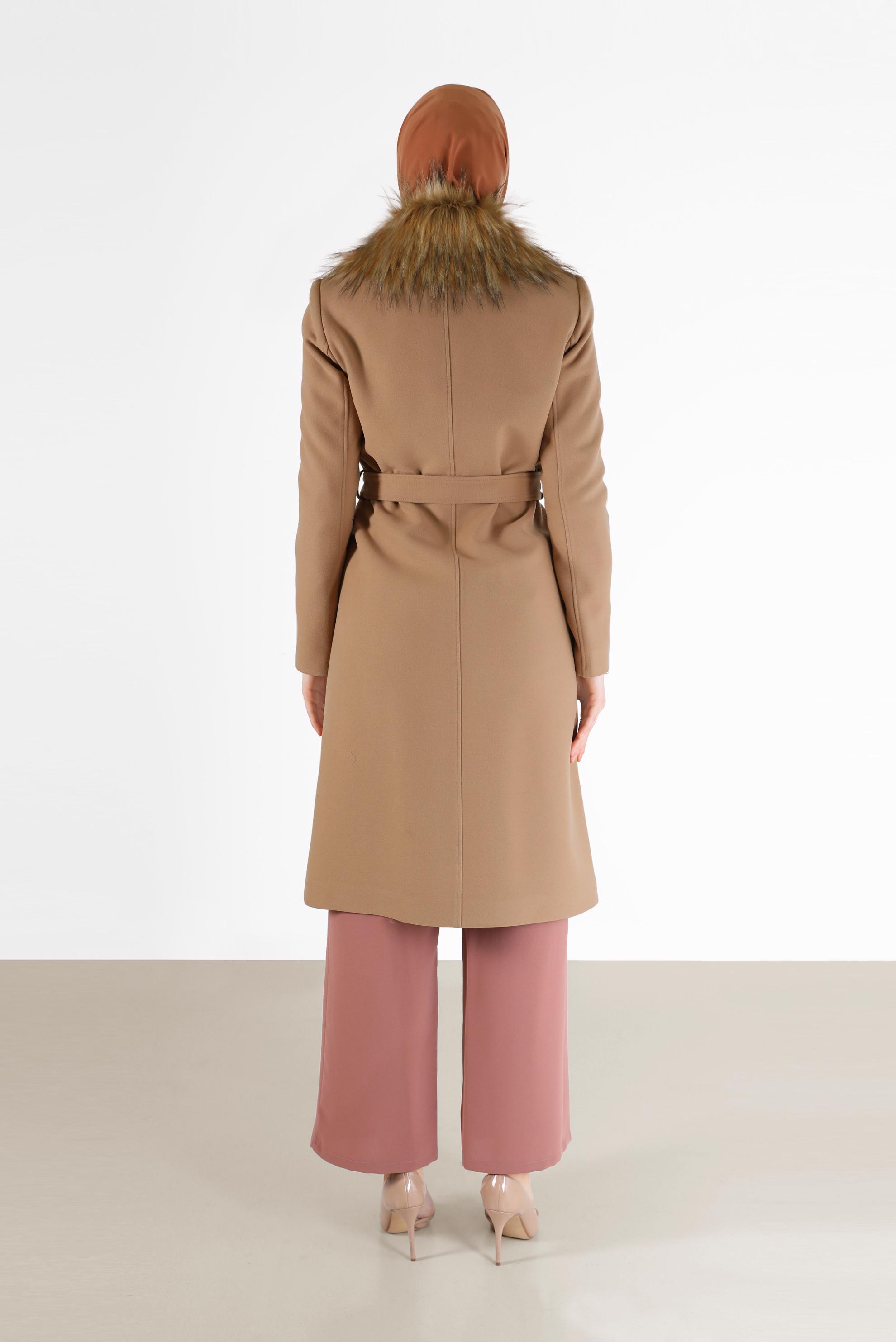 Tesettür giyim TABA KÜRK DETAYLI KUŞAKLI KABAN 90206	