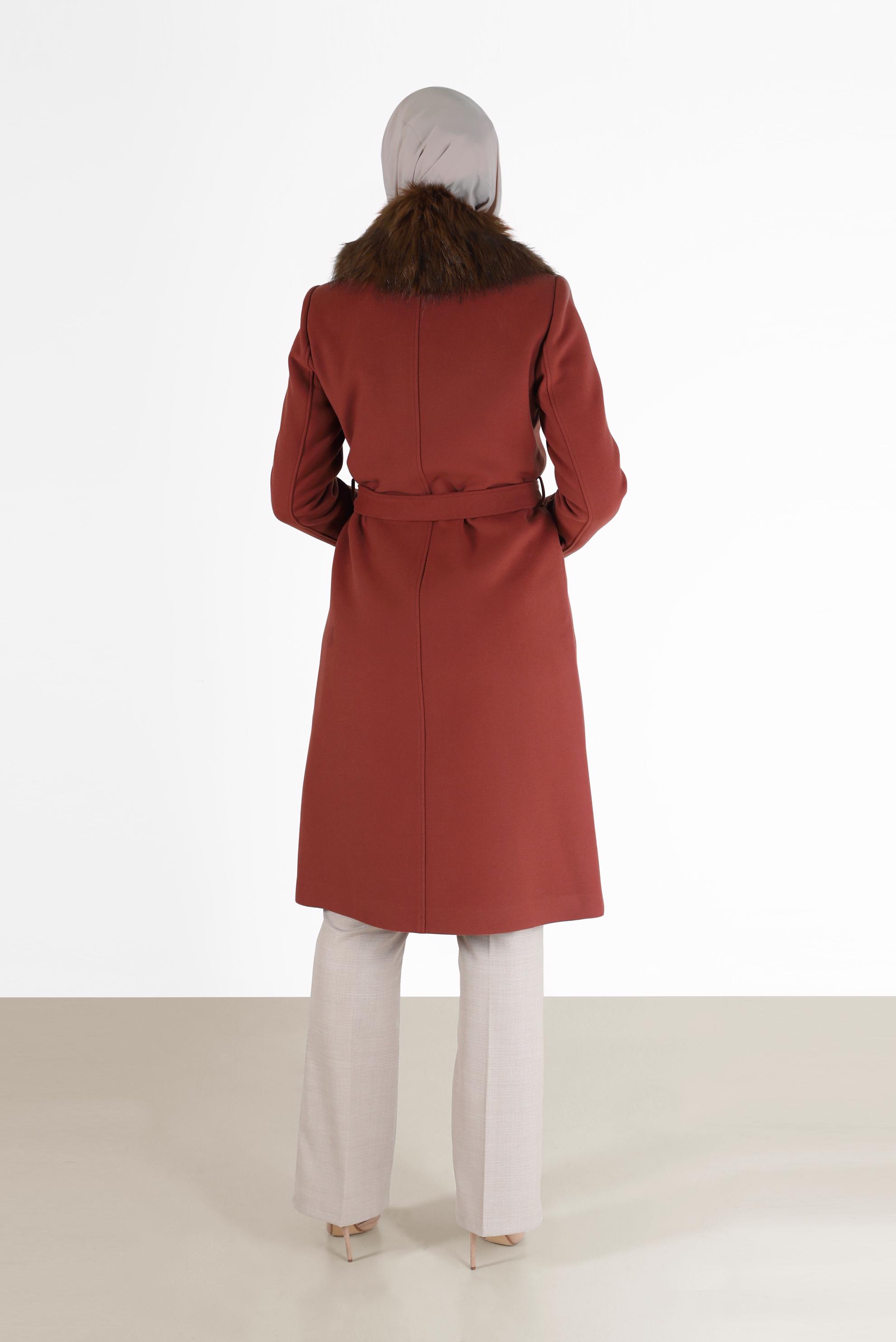 Tesettür giyim TURUNCU KÜRK DETAYLI KUŞAKLI KABAN 90206	