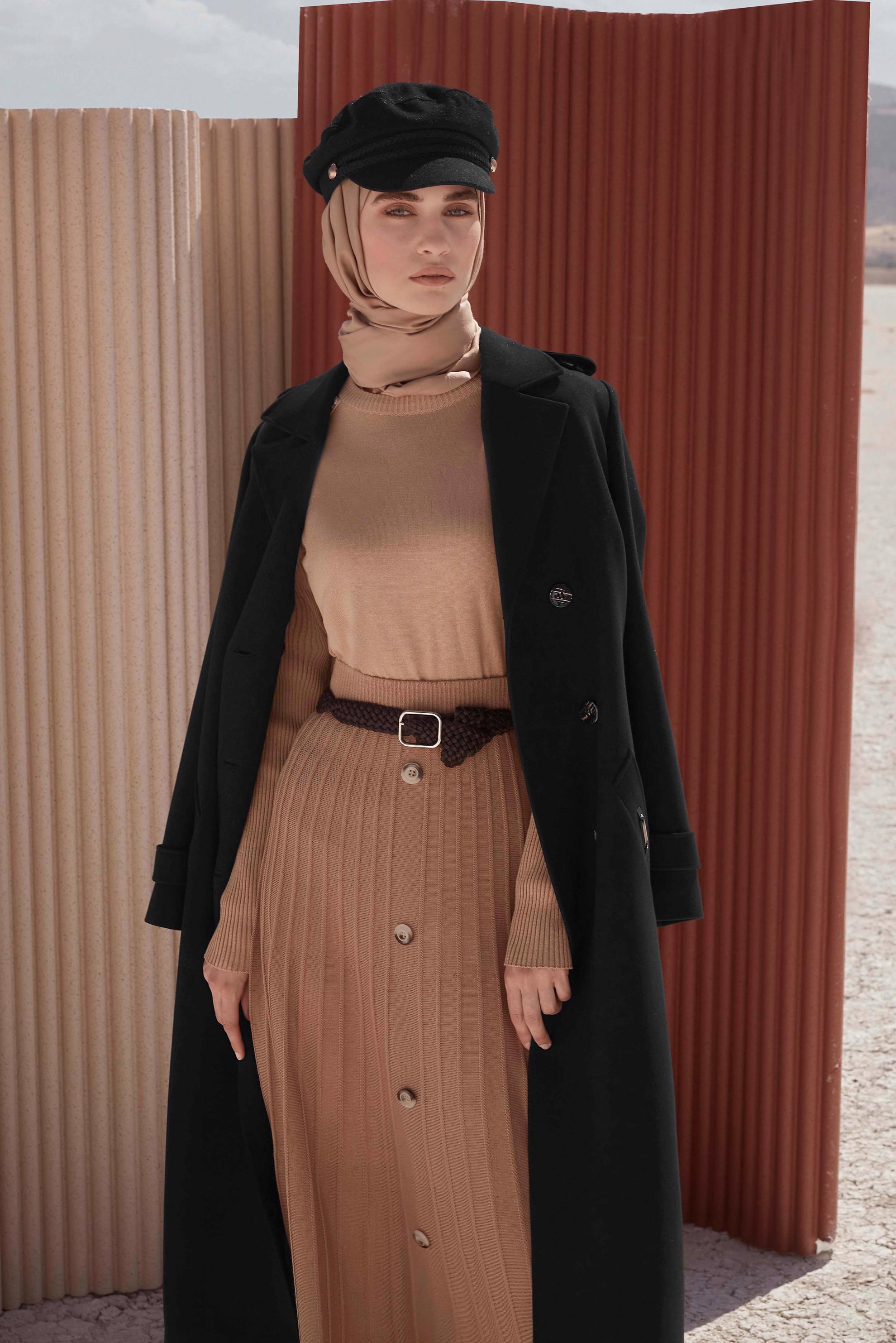 Tesettür giyim SİYAH KRUVAZE YAKA KEMERLİ KABAN 90219 