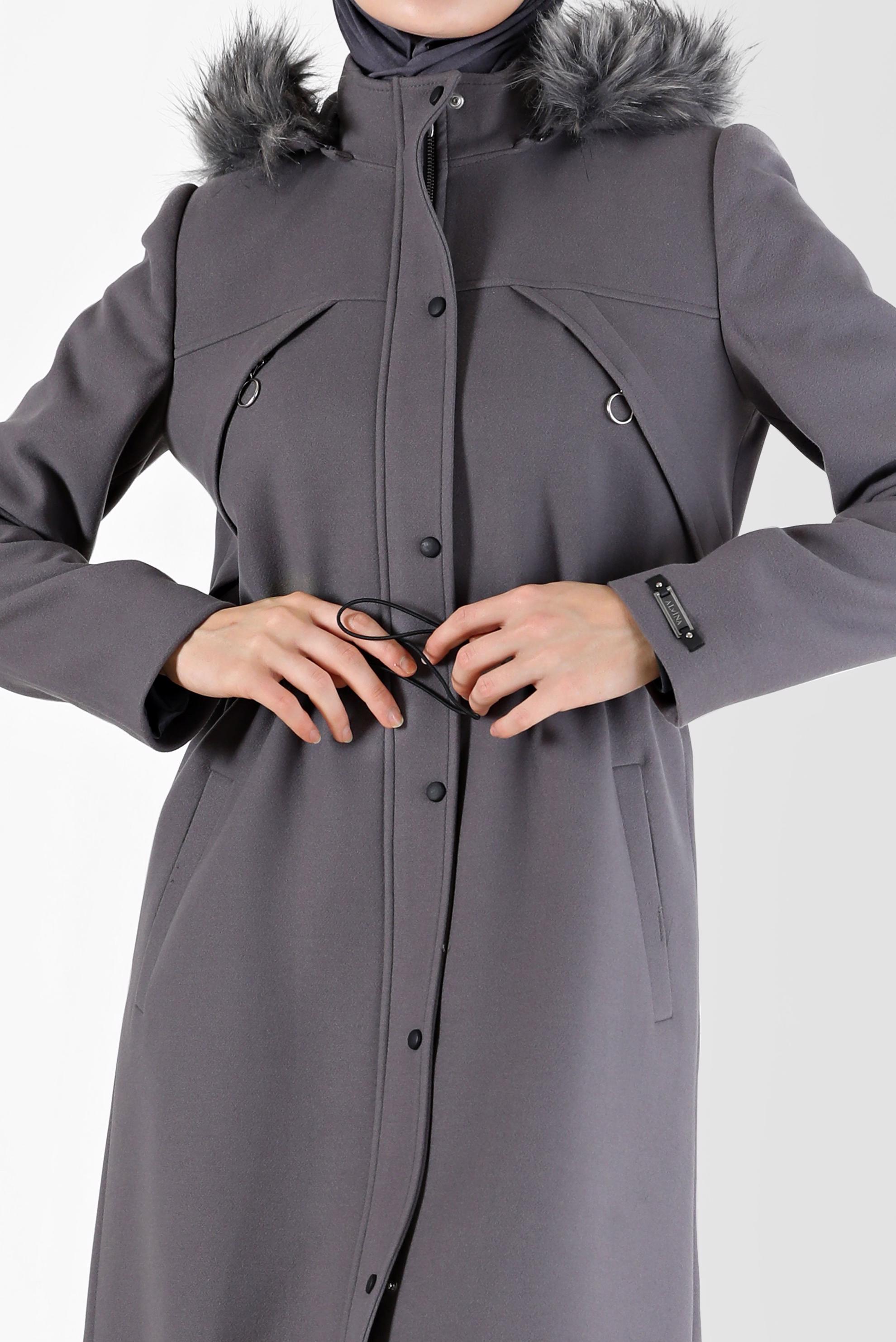 Tesettür giyim GRİ BELİ BÜZGÜLÜ KAPÜŞONLU KABAN 90221 