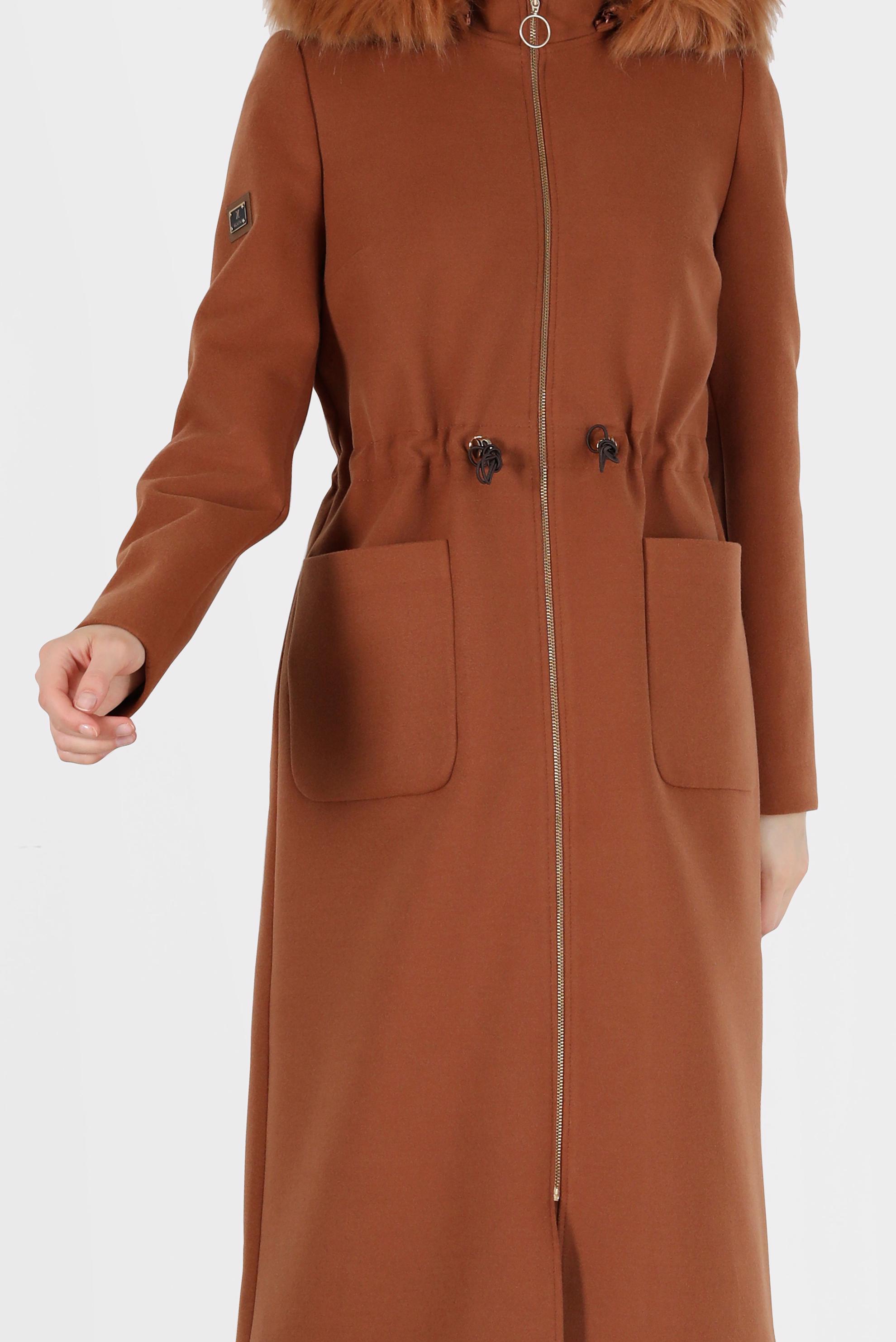 Tesettür giyim TABA KAPÜŞONU KÜRK DETAYLI BELİ BÜZGÜLÜ KABAN 90226 