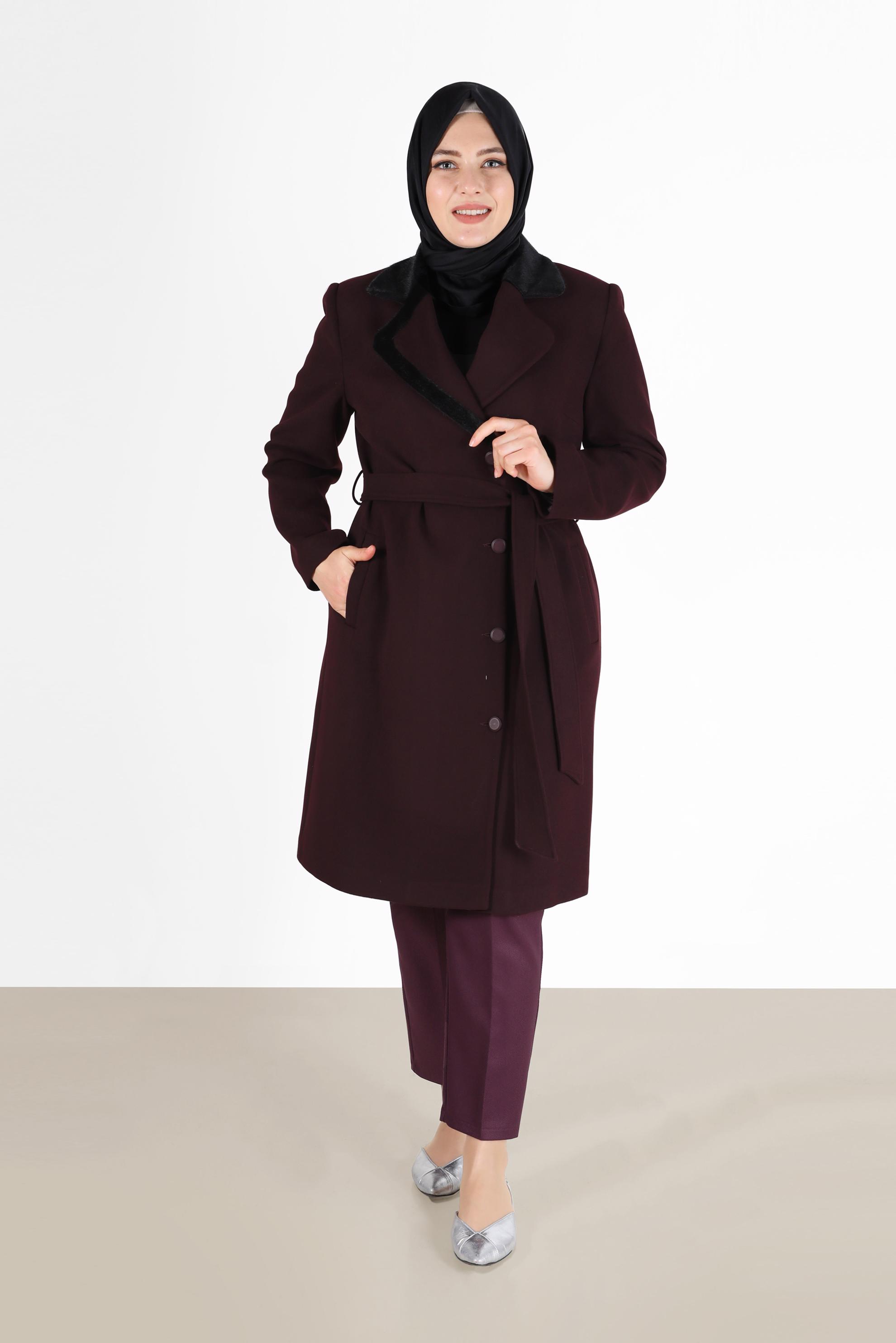 Vêtements hijab PRUNE MANTEAU DOUBLE BOUTONNAGE CEINTURE DÉTAILS FOURRURE 90233