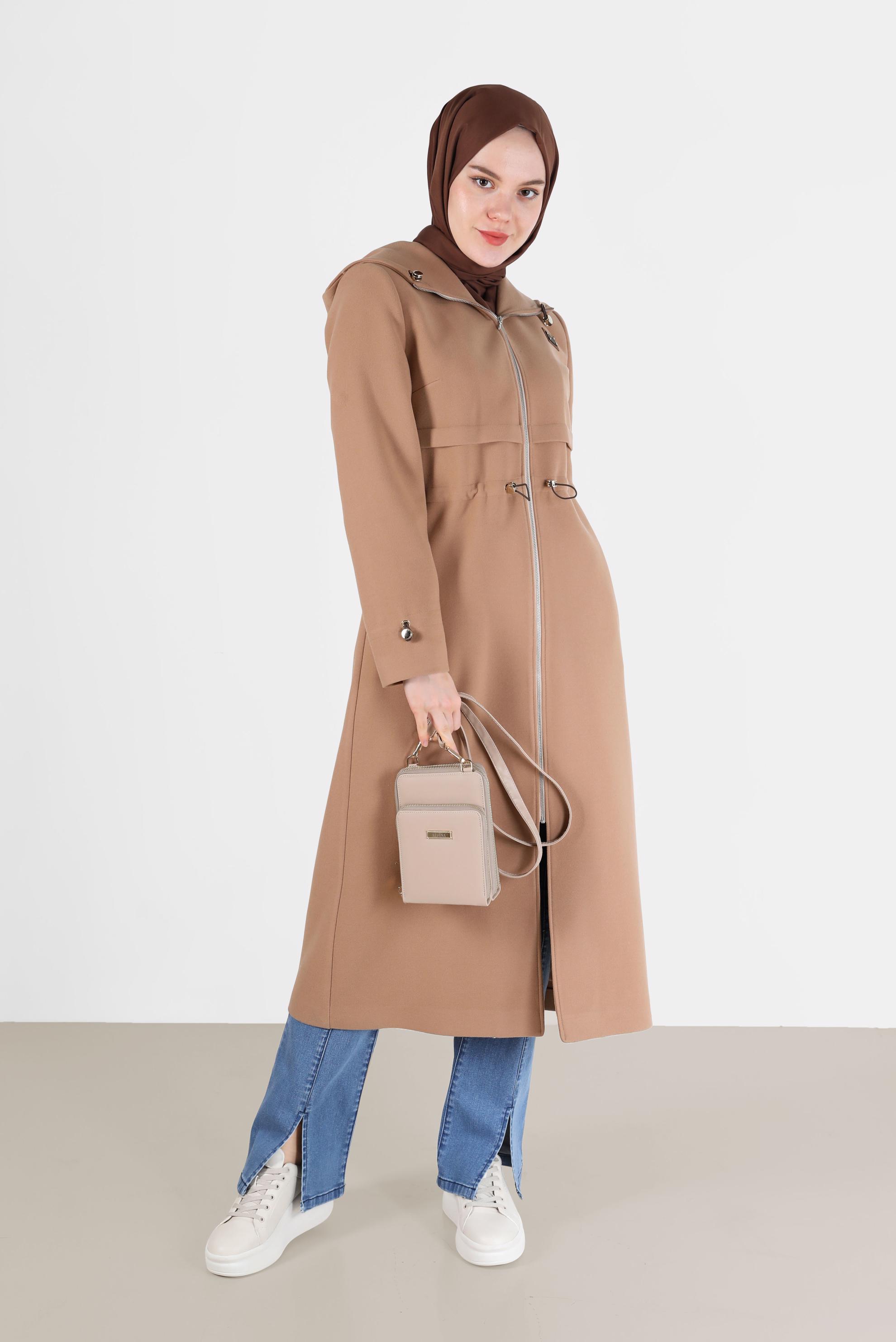 Tesettür giyim TABA BELİ BÜZGÜLÜ KAPÜŞONLU KABAN 90236 