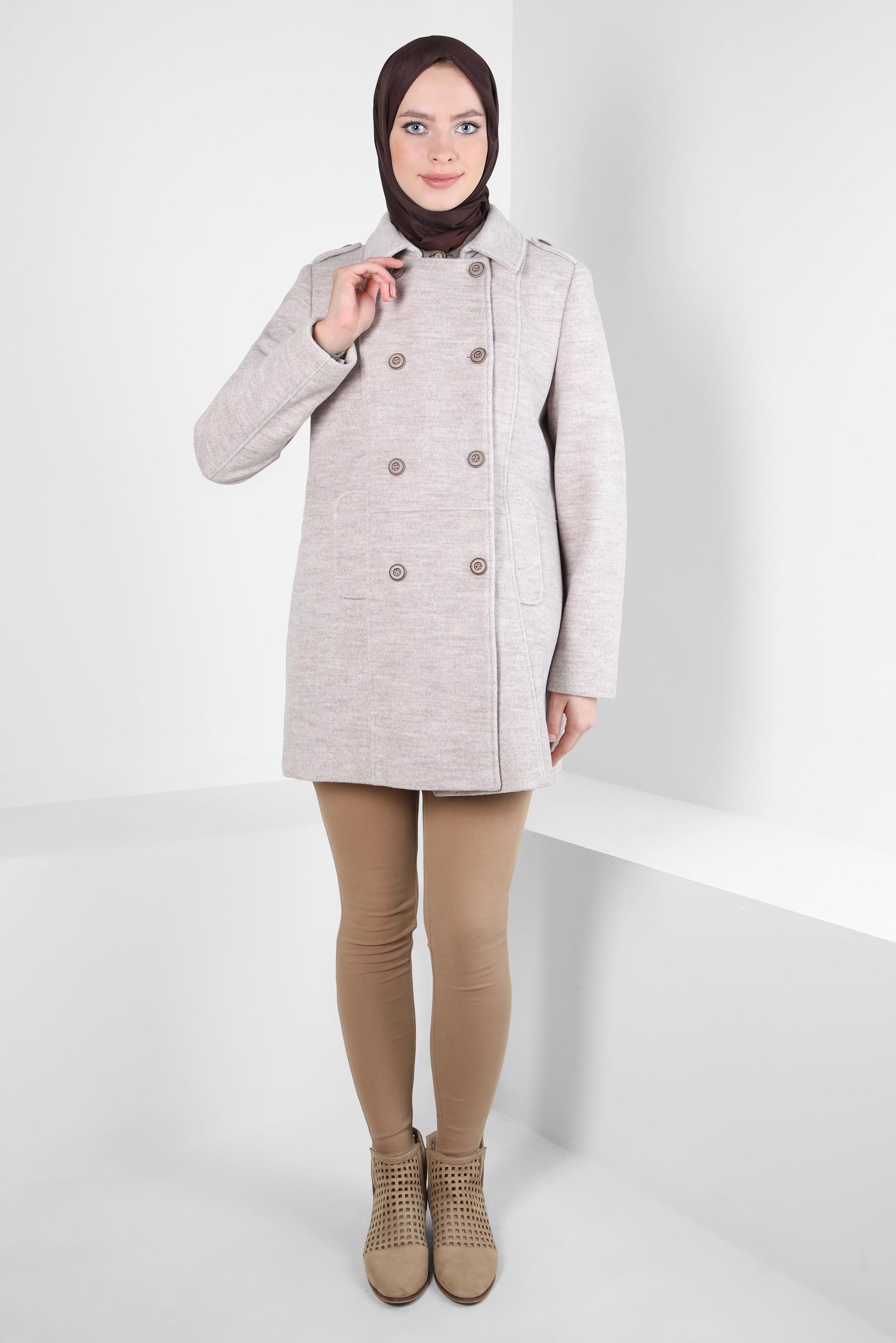 Tesettür giyim BEJ DÜĞME DETAYLI CEPLİ KAŞE KABAN 90243 