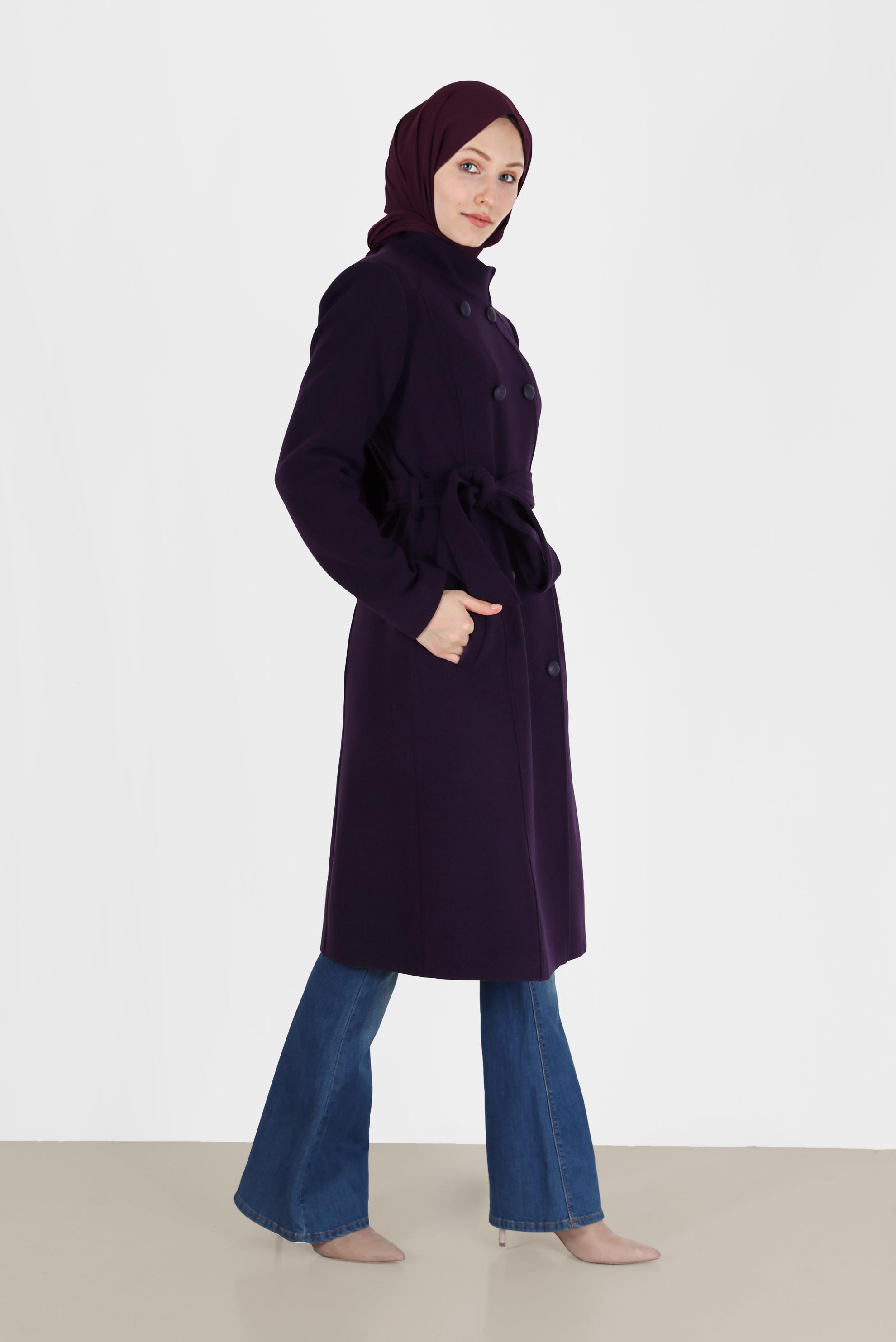 Tesettür giyim MOR DÜĞME DETAYLI KUŞAKLI KABAN 90255