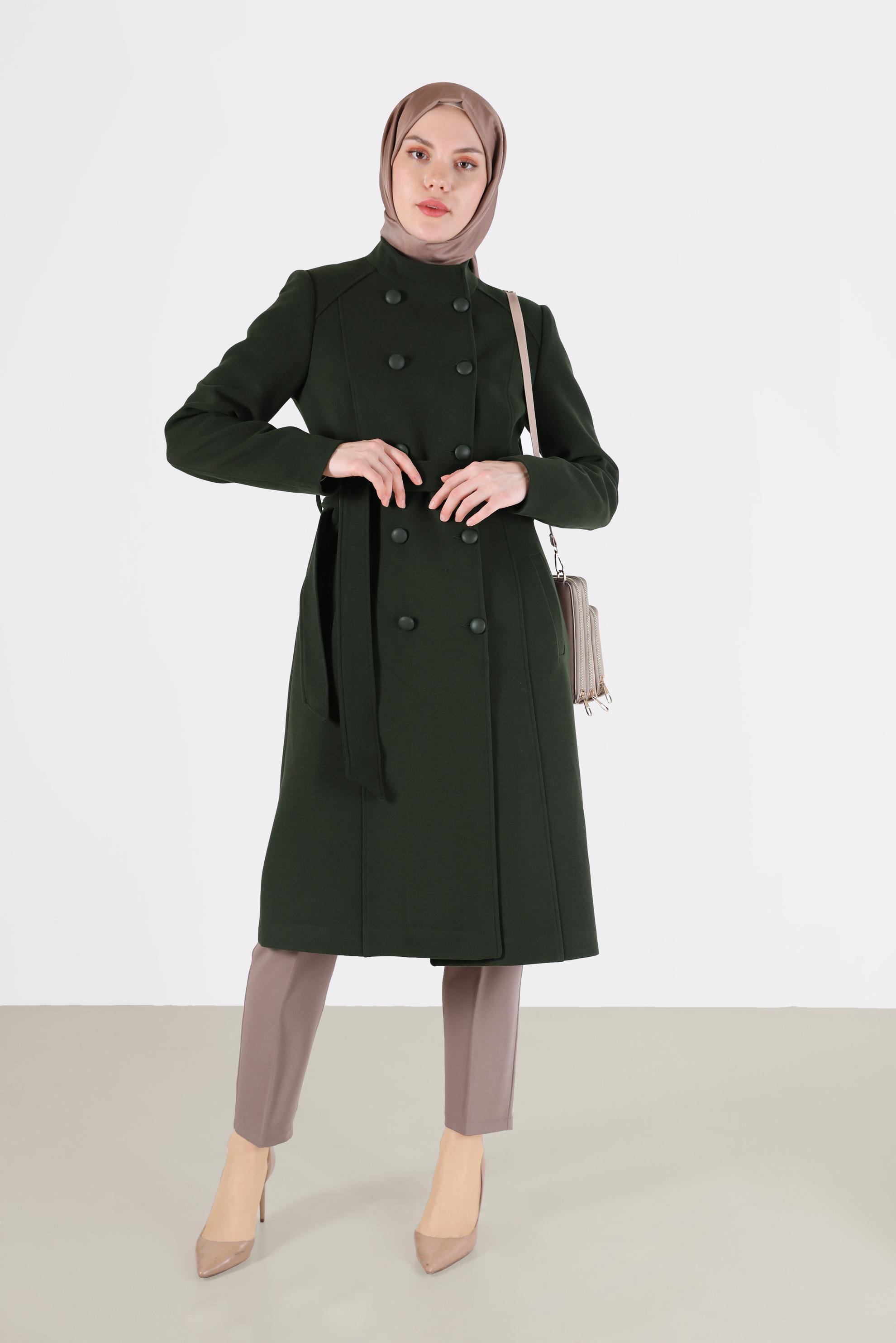 Tesettür giyim HAKİ DÜĞME DETAYLI KUŞAKLI KABAN 90255