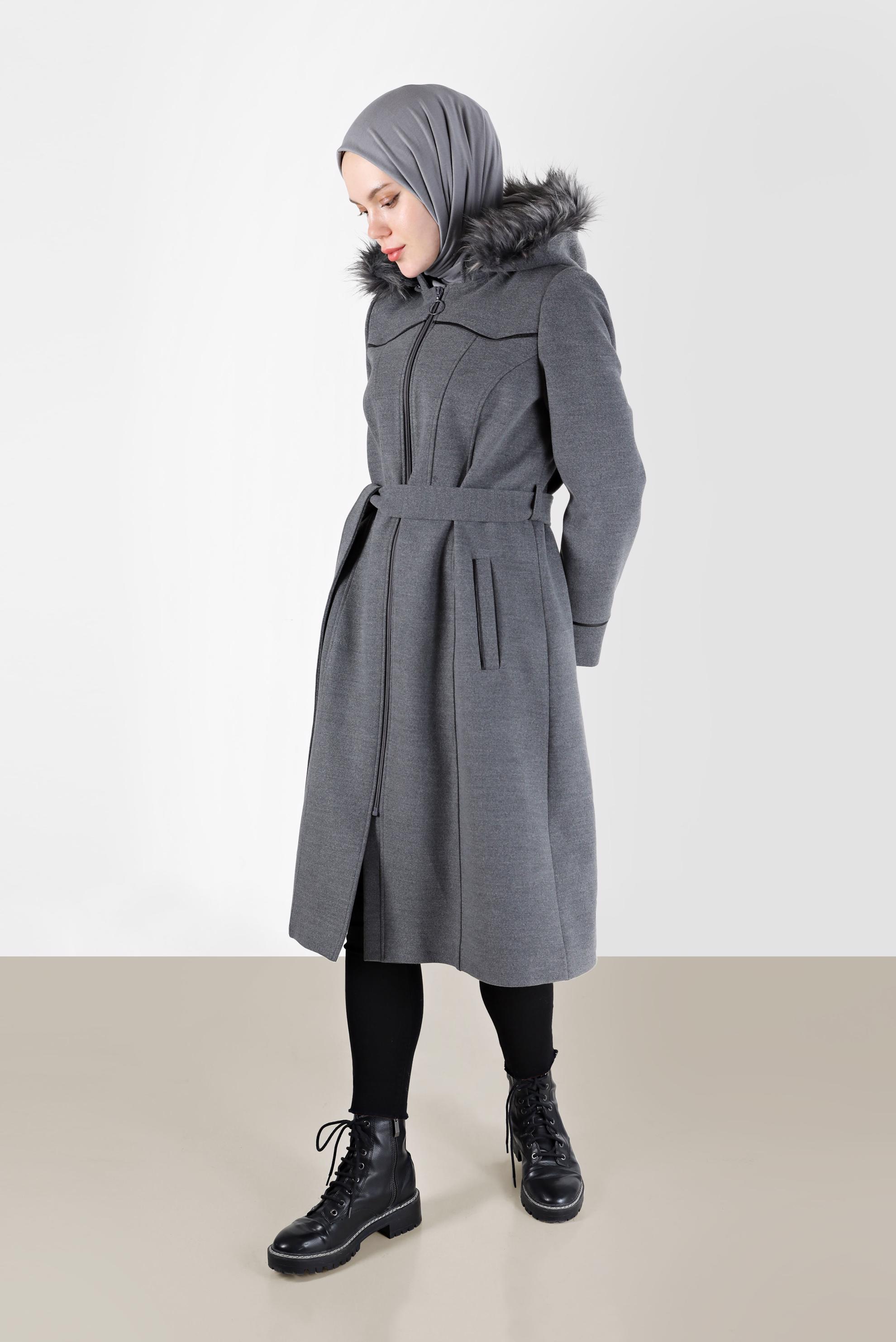 Tesettür giyim GRİ KAPÜŞONLU KUŞAKLI KABAN 90256 