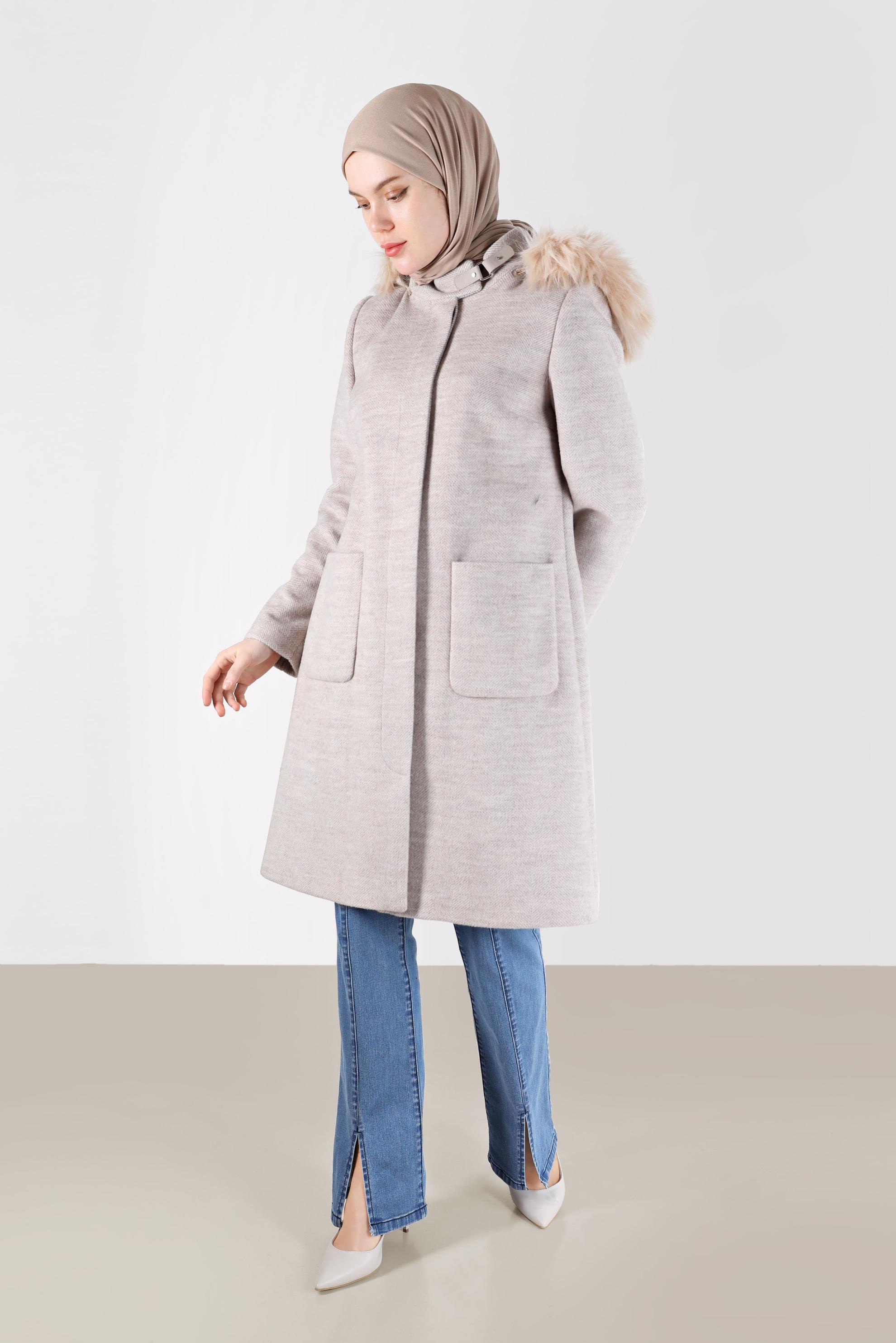 Vêtements hijab BEIGE MANTEAU EN MAILLE À CHEVRONS AVEC POCHE 90281