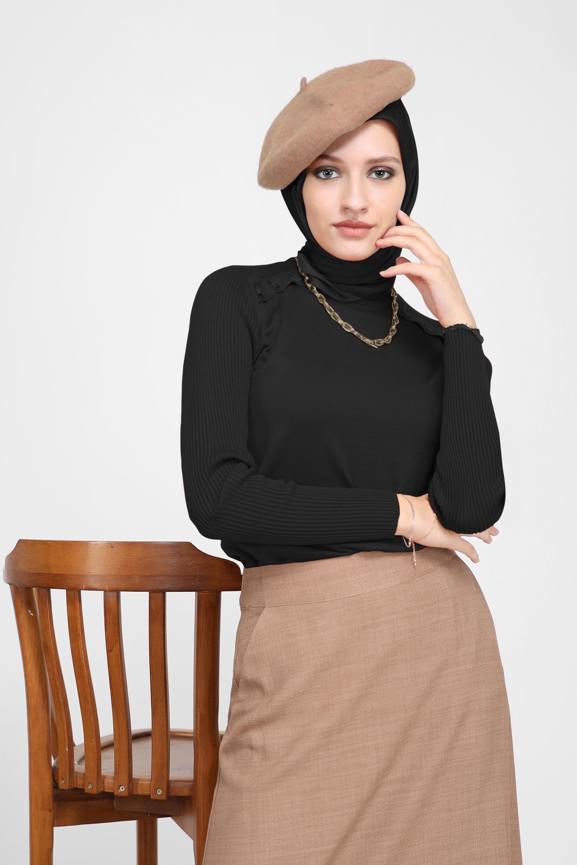Tesettür giyim SİYAH DÜĞME DETAYLI TRİKO KAZAK 42070 