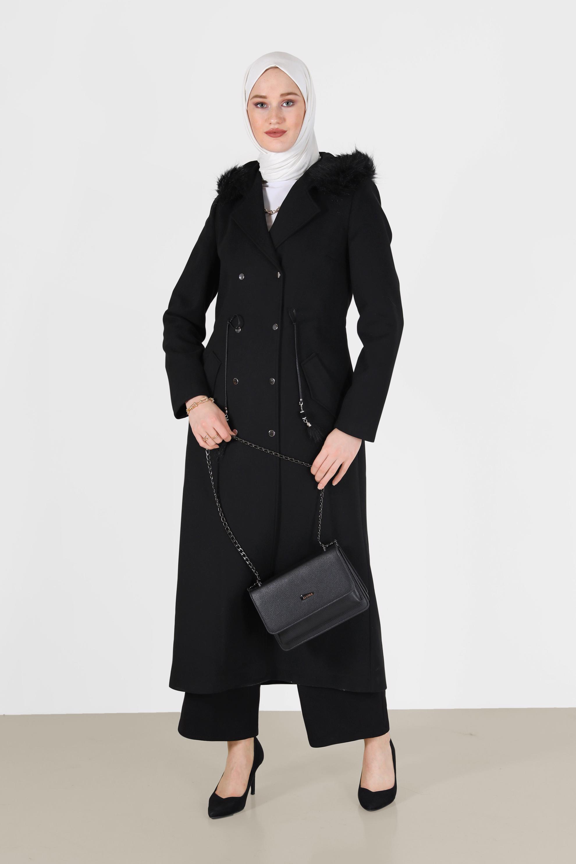 Tesettür giyim SİYAH KAPÜŞONLU ÇITÇITLI MANTO 90207 