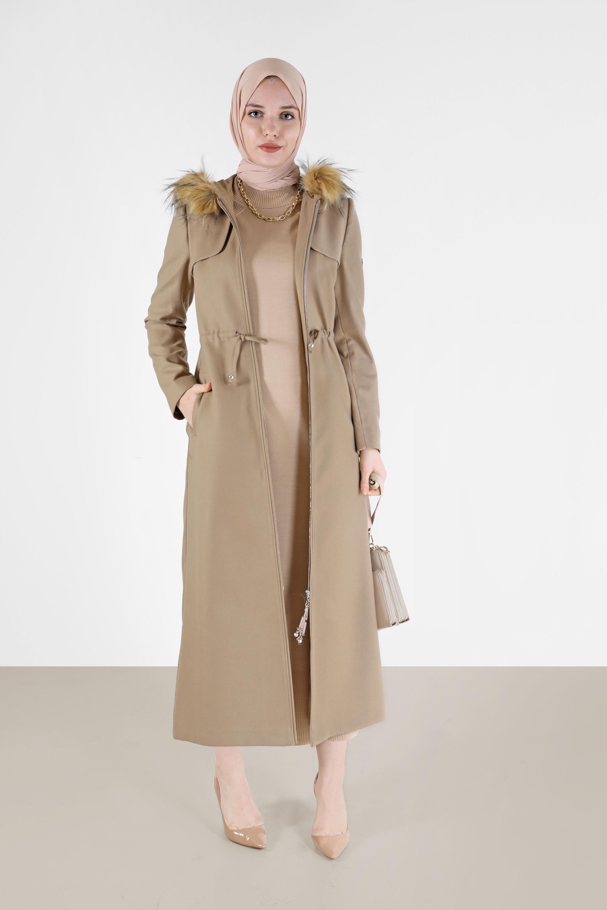 Vêtements hijab BEIGE MANTEAU À CAPUCHE À CAPUCHE EN FOURRURE 90208