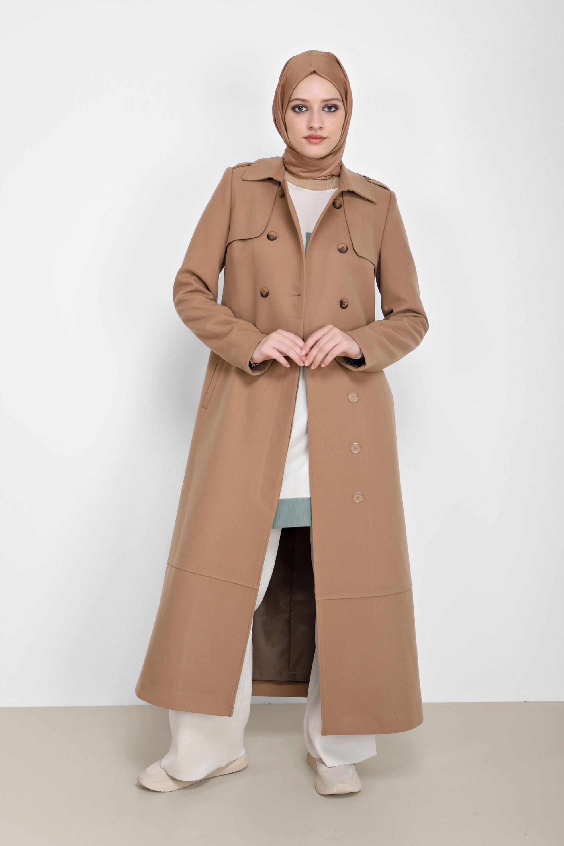 Tesettür giyim KAHVE KEMER DETAYLI DÜĞMELİ MANTO 90209 