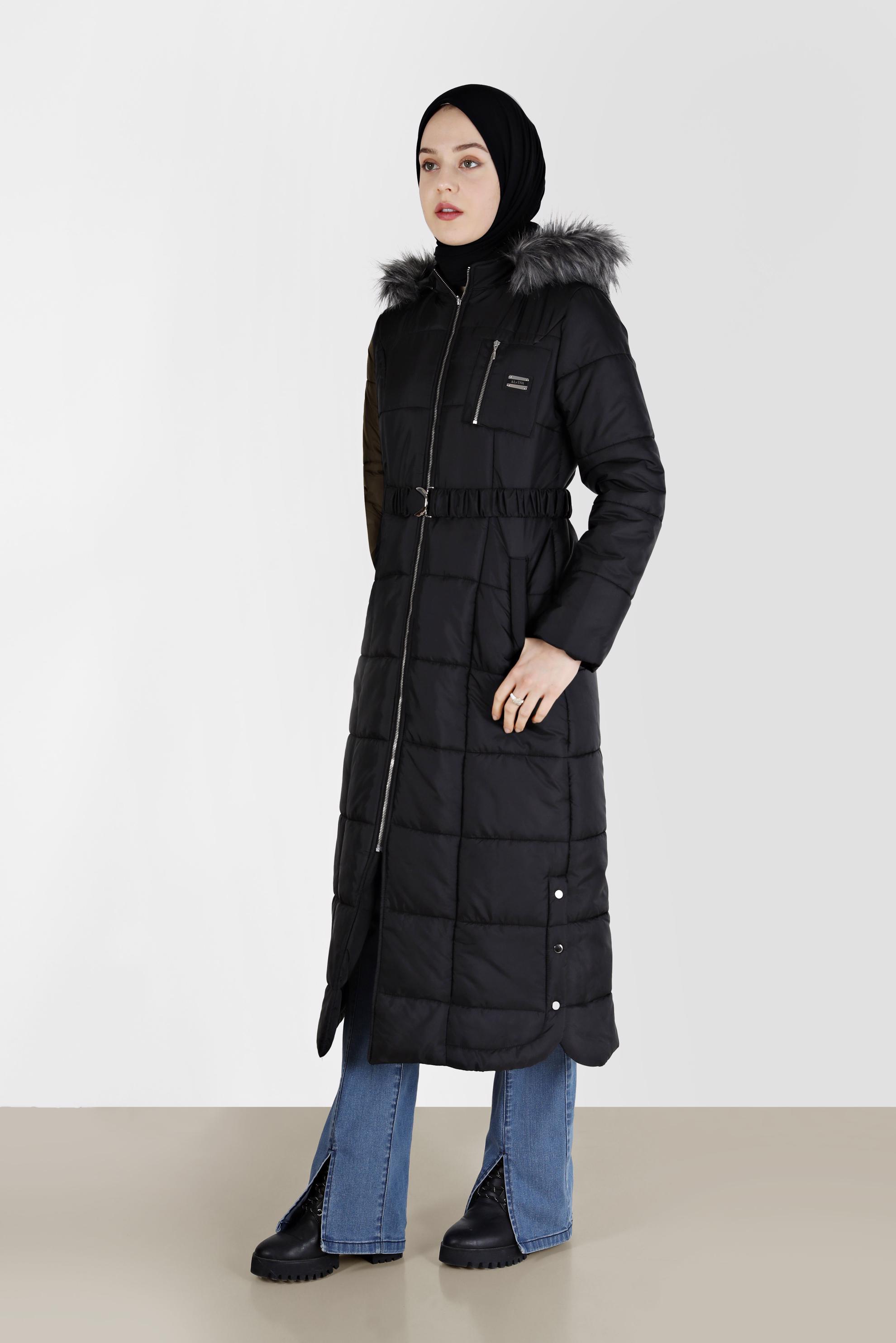 Vêtements hijab NOIR MANTEAU À CAPUCHE EN FOURRURE À DÉTAILS PRESSION 90213