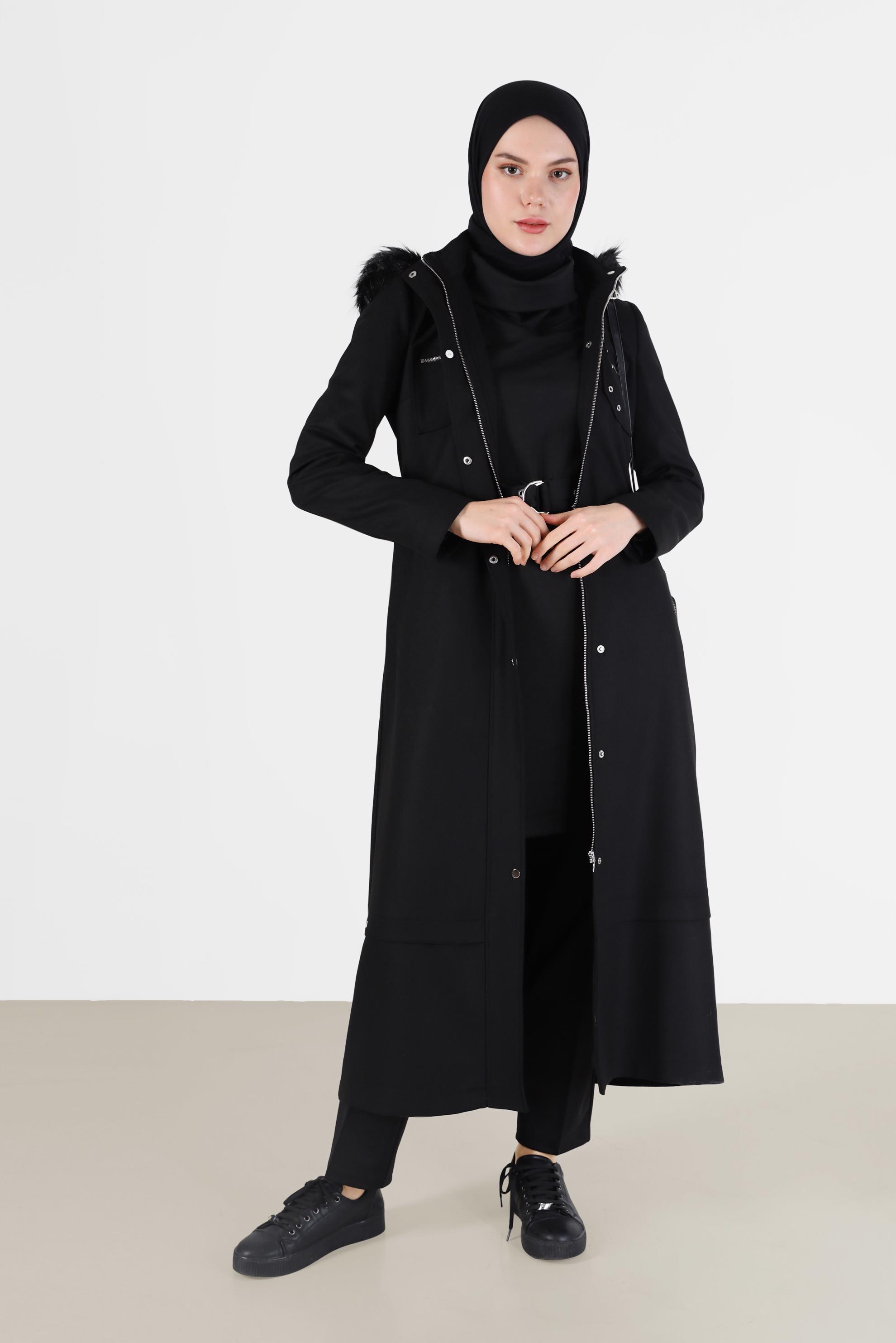 Vêtements hijab NOIR MANTEAU À CAPUCHE FOURRURE CEINTURÉE 90215