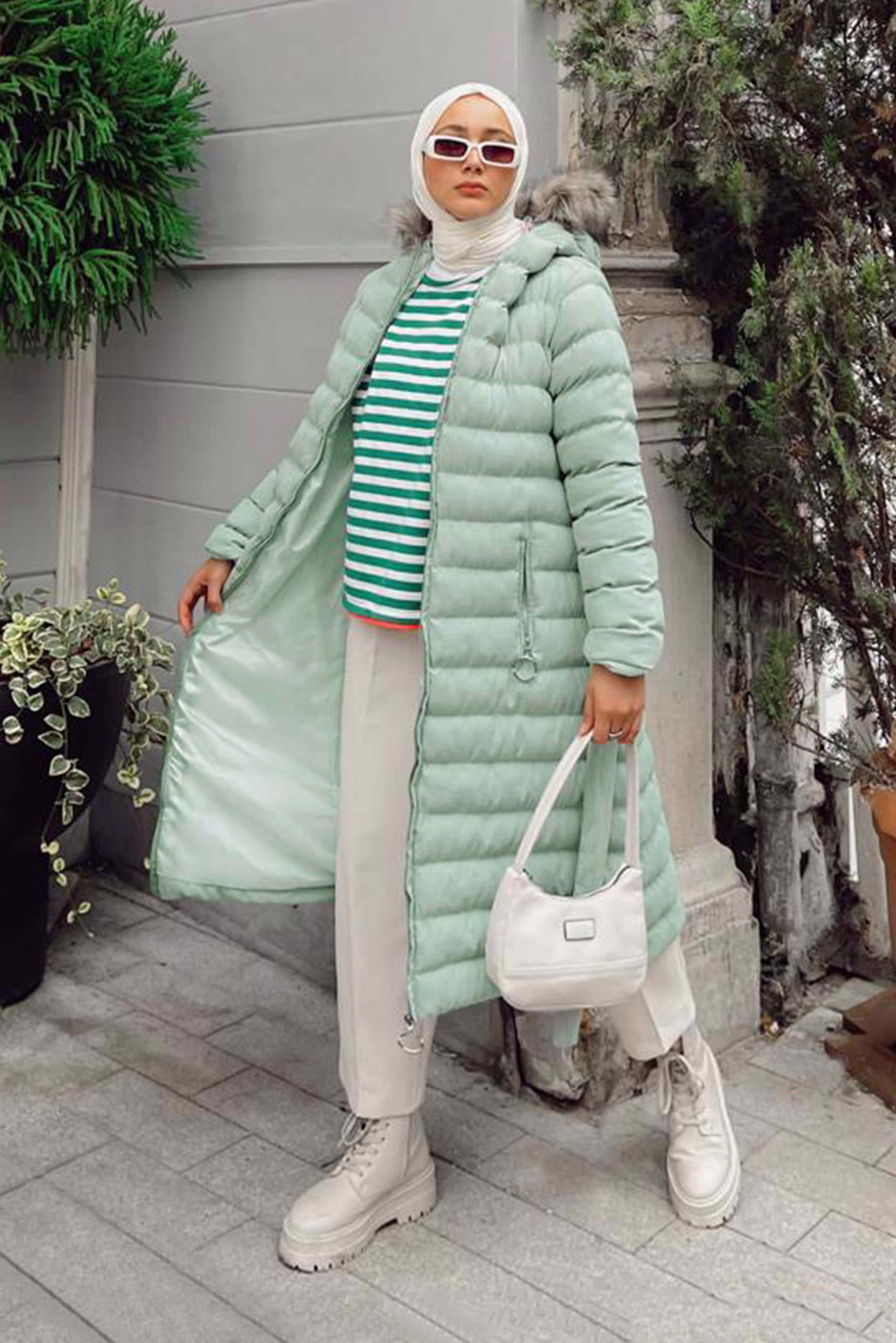 Vêtements hijab VERT MANTEAU DOUDOUNE À CAPUCHE EN FOURRURE 90287