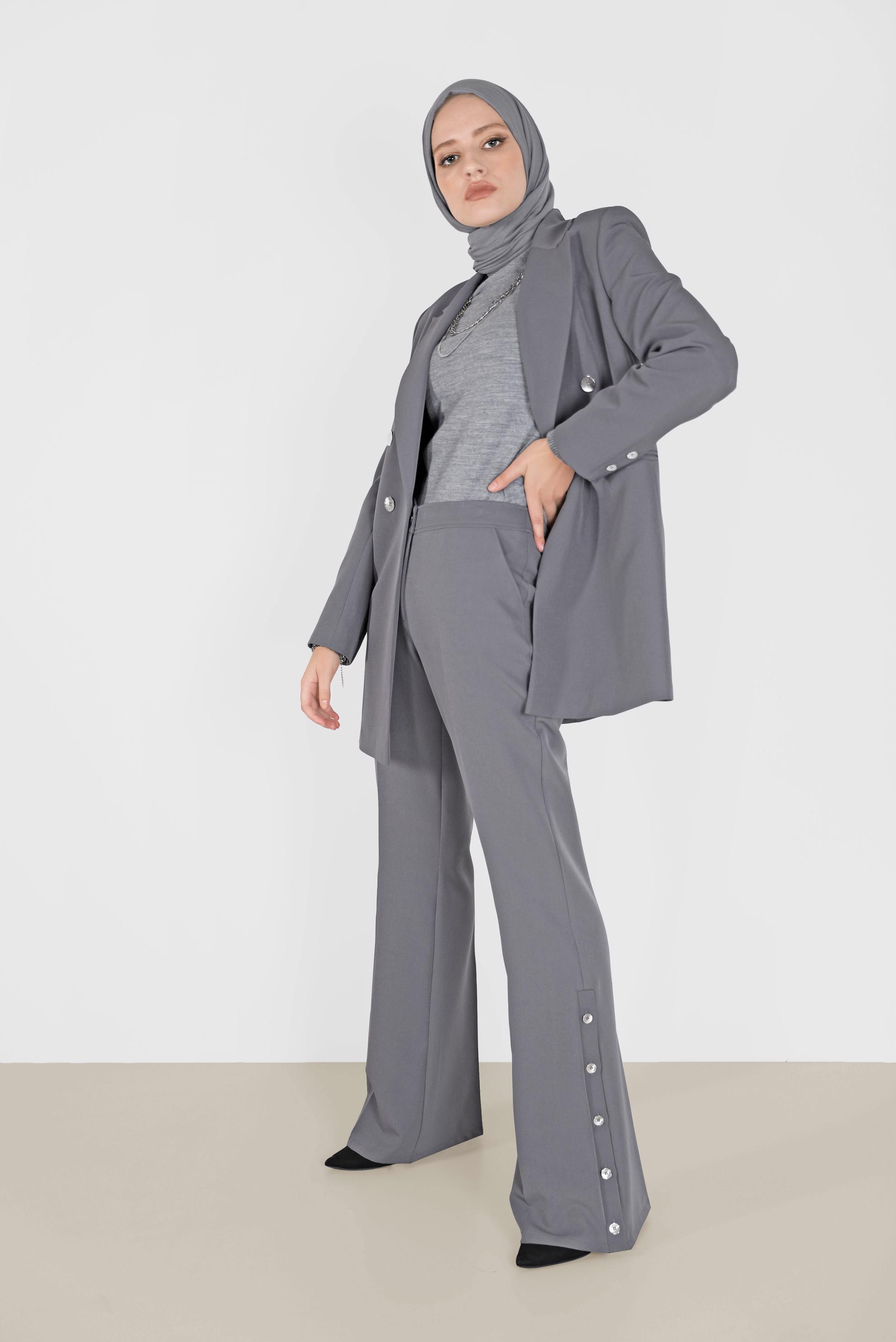 Tesettür giyim GRİ DÜĞME DETAYLI PANTOLON 70266 