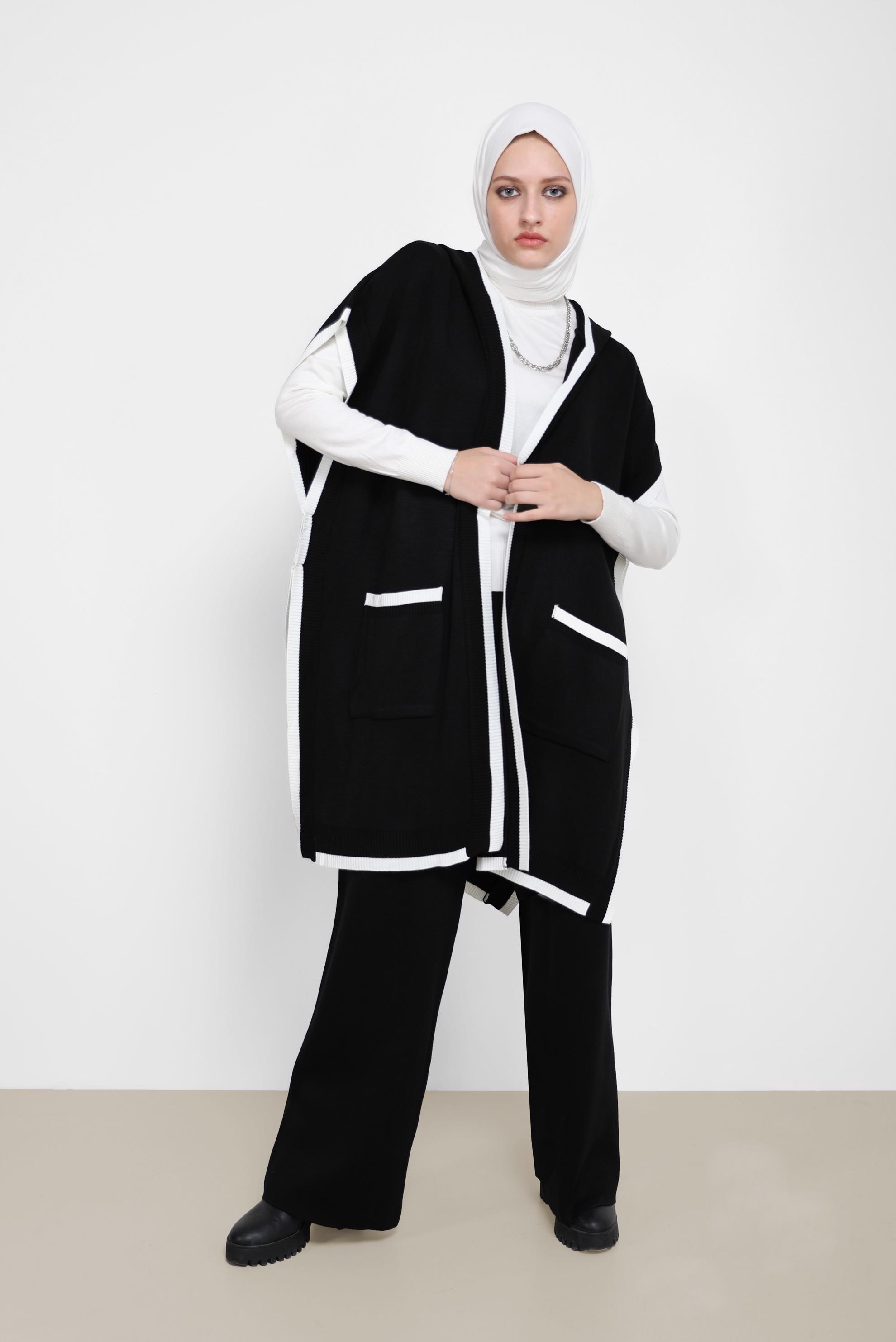 Tesettür giyim SİYAH KAPÜŞONLU TRİKO PANÇO 42120 