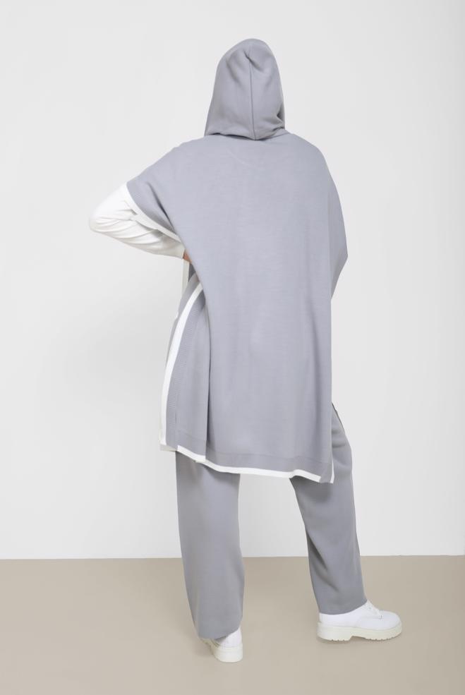 Tesettür giyim GRİ KAPÜŞONLU TRİKO PANÇO 42120  - ALVİNA