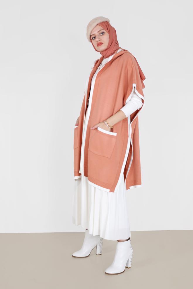 Tesettür giyim PUDRA KAPÜŞONLU TRİKO PANÇO 42120  - ALVİNA