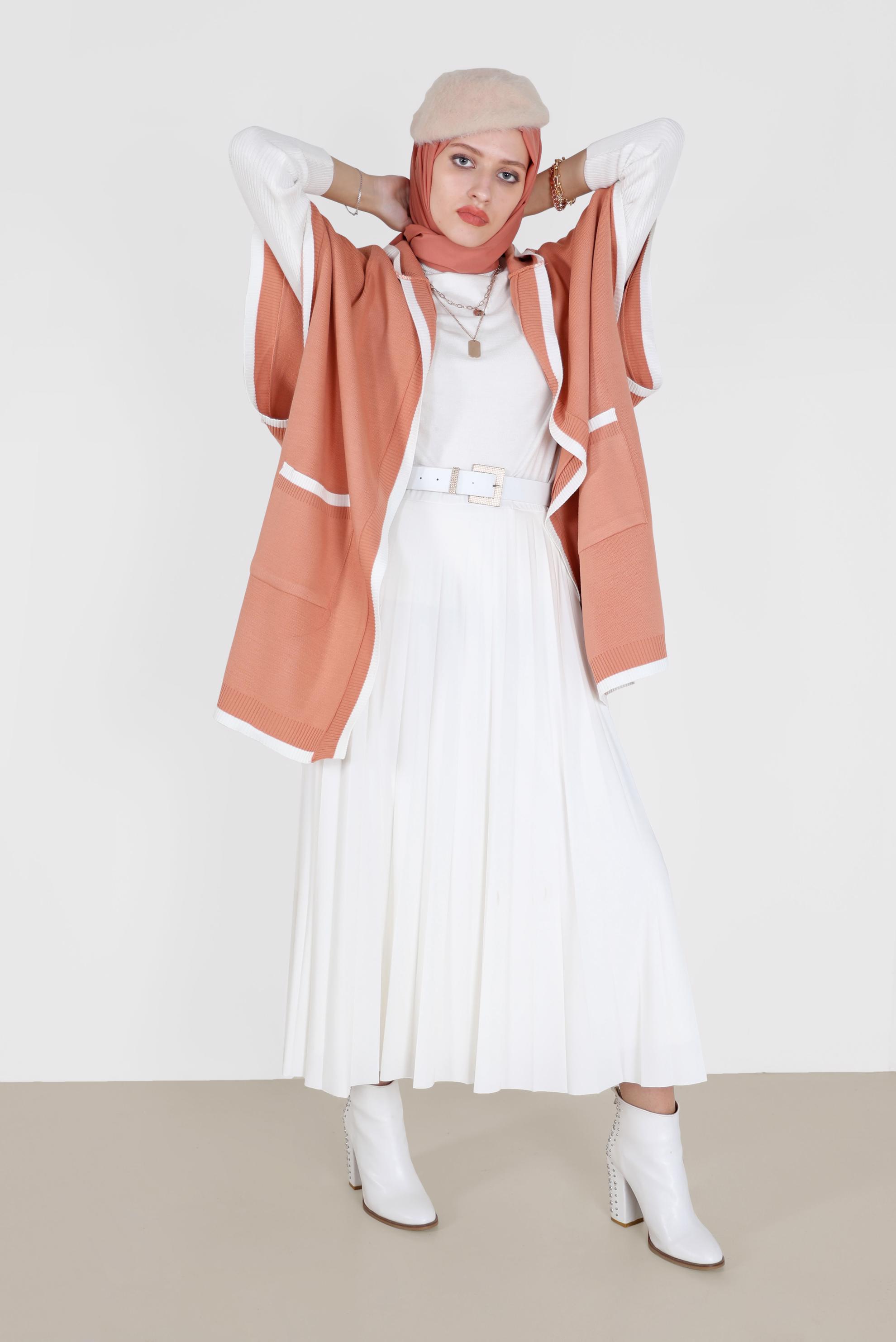 Tesettür giyim PUDRA KAPÜŞONLU TRİKO PANÇO 42120 