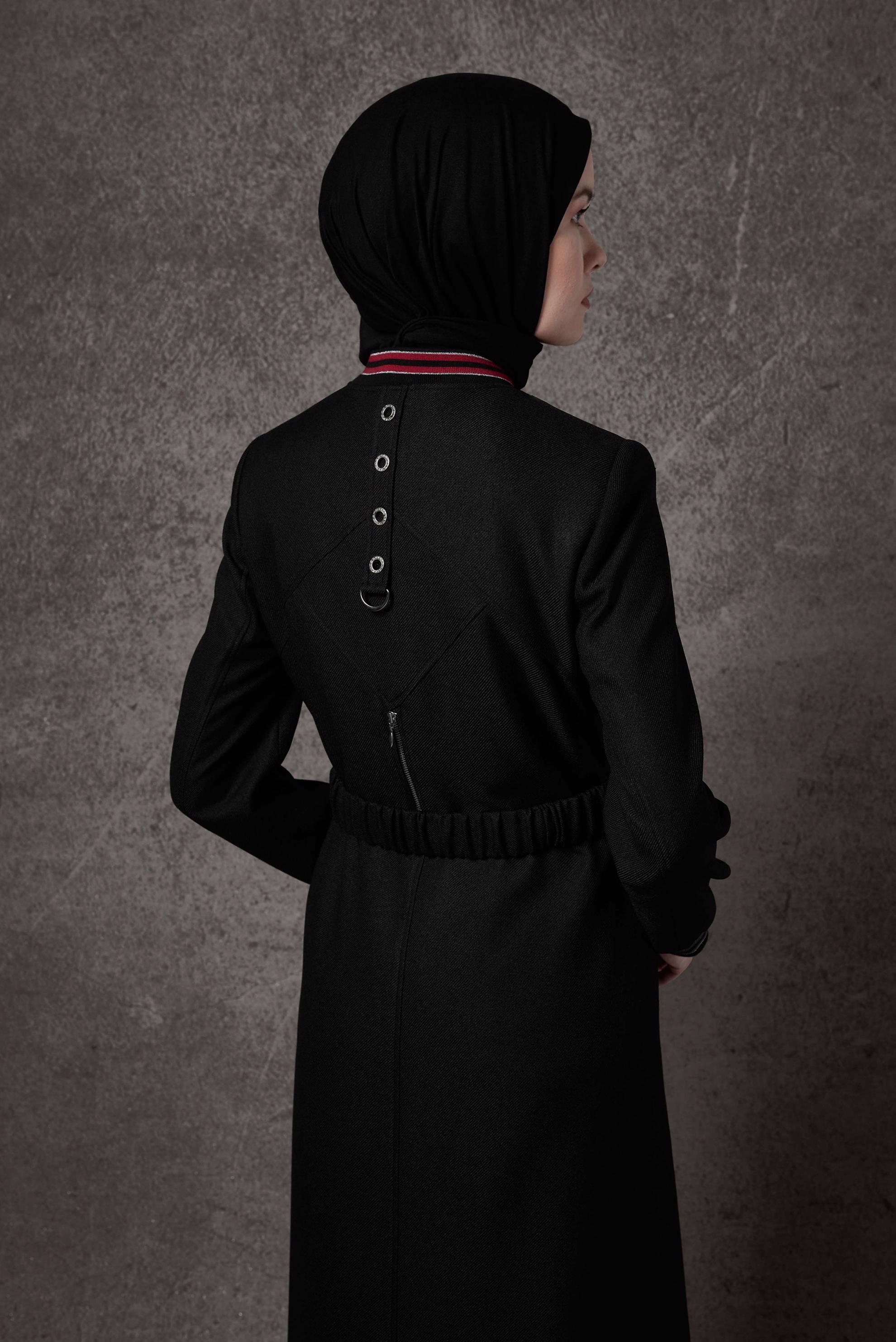 Tesettür giyim SİYAH CEP DETAYLI KEMERLİ PARDESÜ 10450 