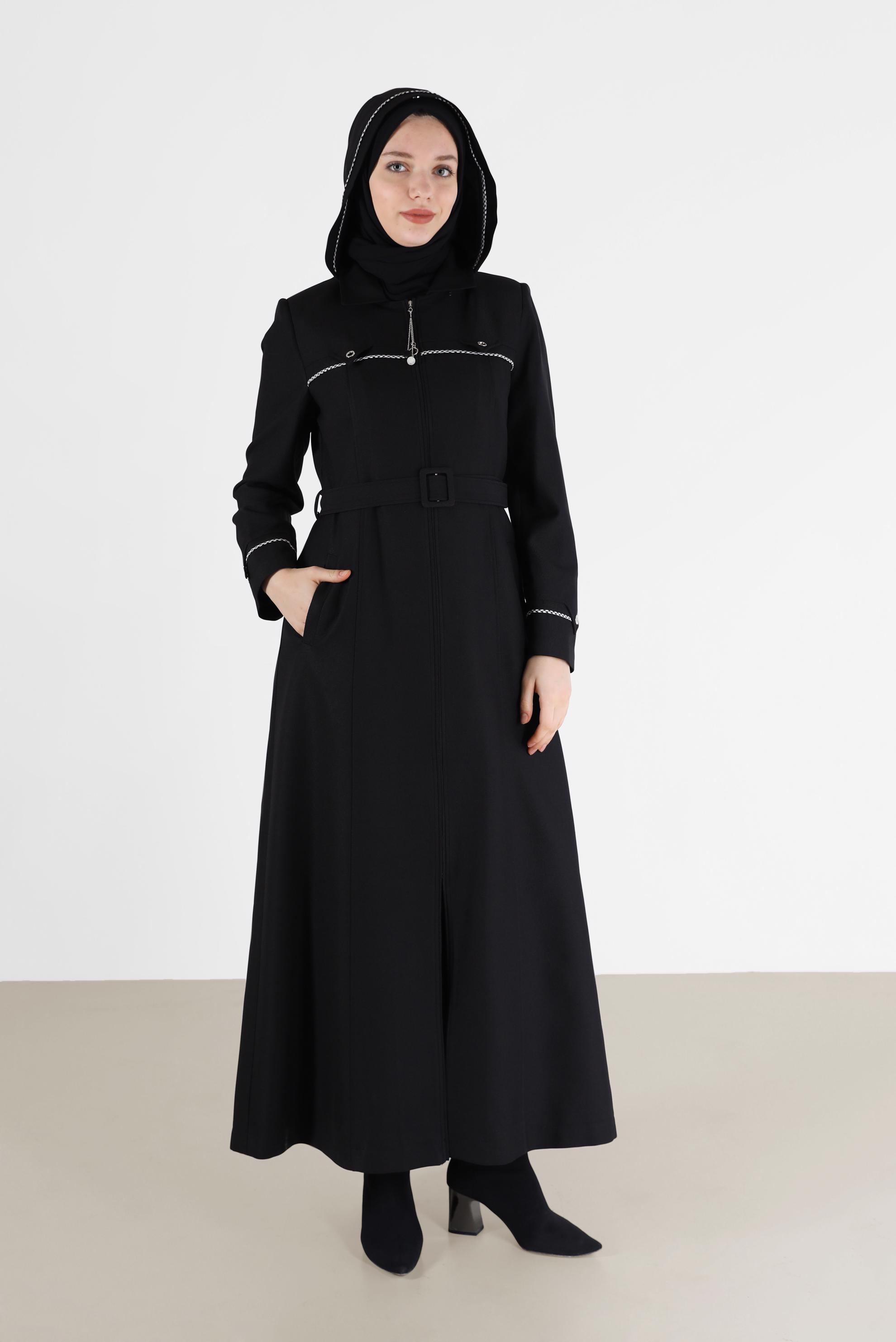 Tesettür giyim SİYAH BELİ KUŞAKLI KAPÜŞONLU PARDESÜ 10458	